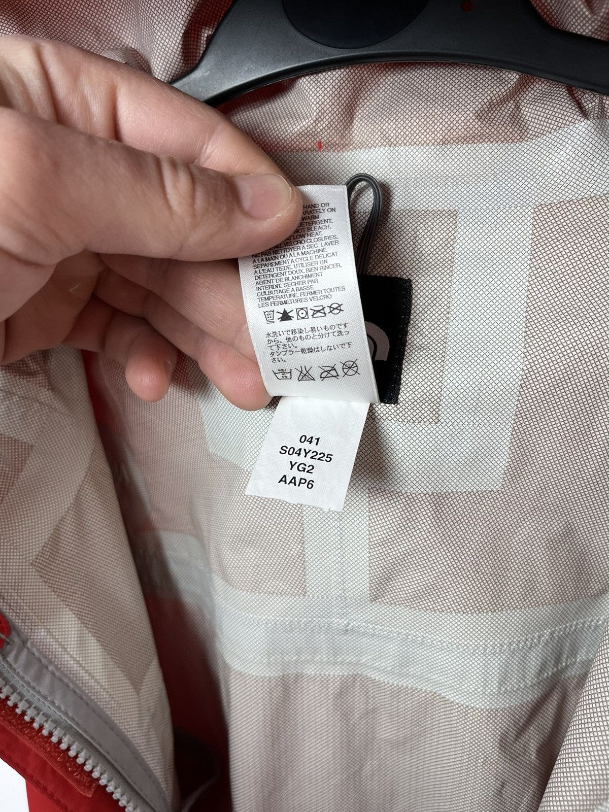 The North Face × Vintage Vintage The North Face Woman’s HyVent DY Light Jacket Size M / US 6-8 / IT 42-44 - 11 Thumbnail