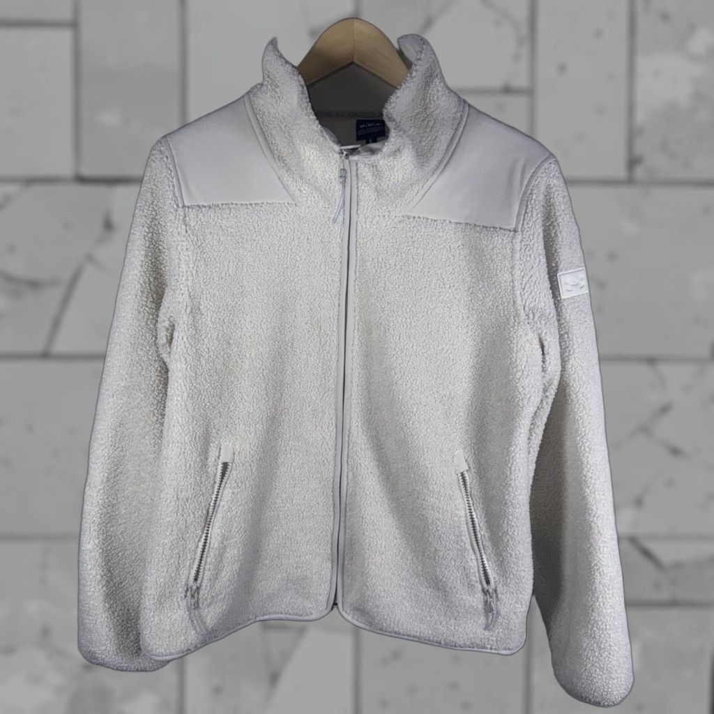 Under Armour Under Armour White Full Zip Womens Jacket Size M User: Under Armour White Full Zip Womens Jacket Size M Size M / US 6-8 / IT 42-44 - 1 Thumbnail