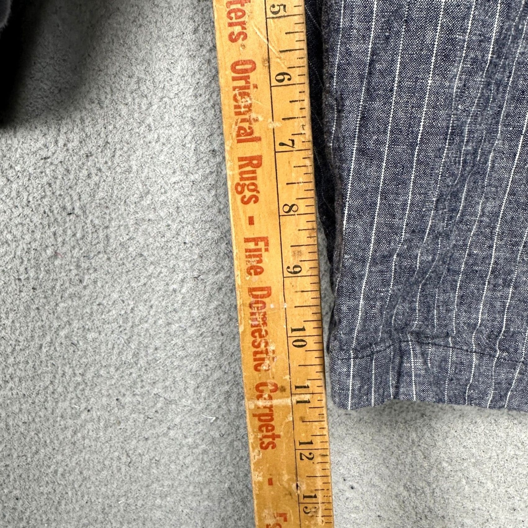 Banana Republic VINTAGE Banana Republic Emerson Shorts Mens 38 Blue White Pinstripe Khakis Linen Blend Khaki/Khakis Size US 38 / EU 54 - 6 Thumbnail