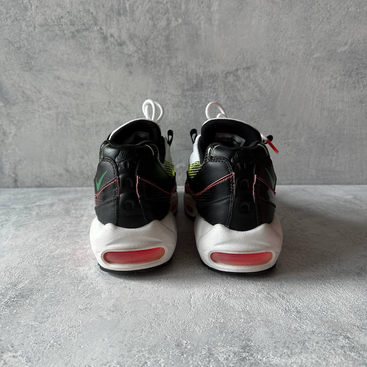 Nike Nike Air Max 95 SE AJ2018-004 Black/White/Red – Size 9 US.DS Size US 9 / EU 42 - 3 Thumbnail