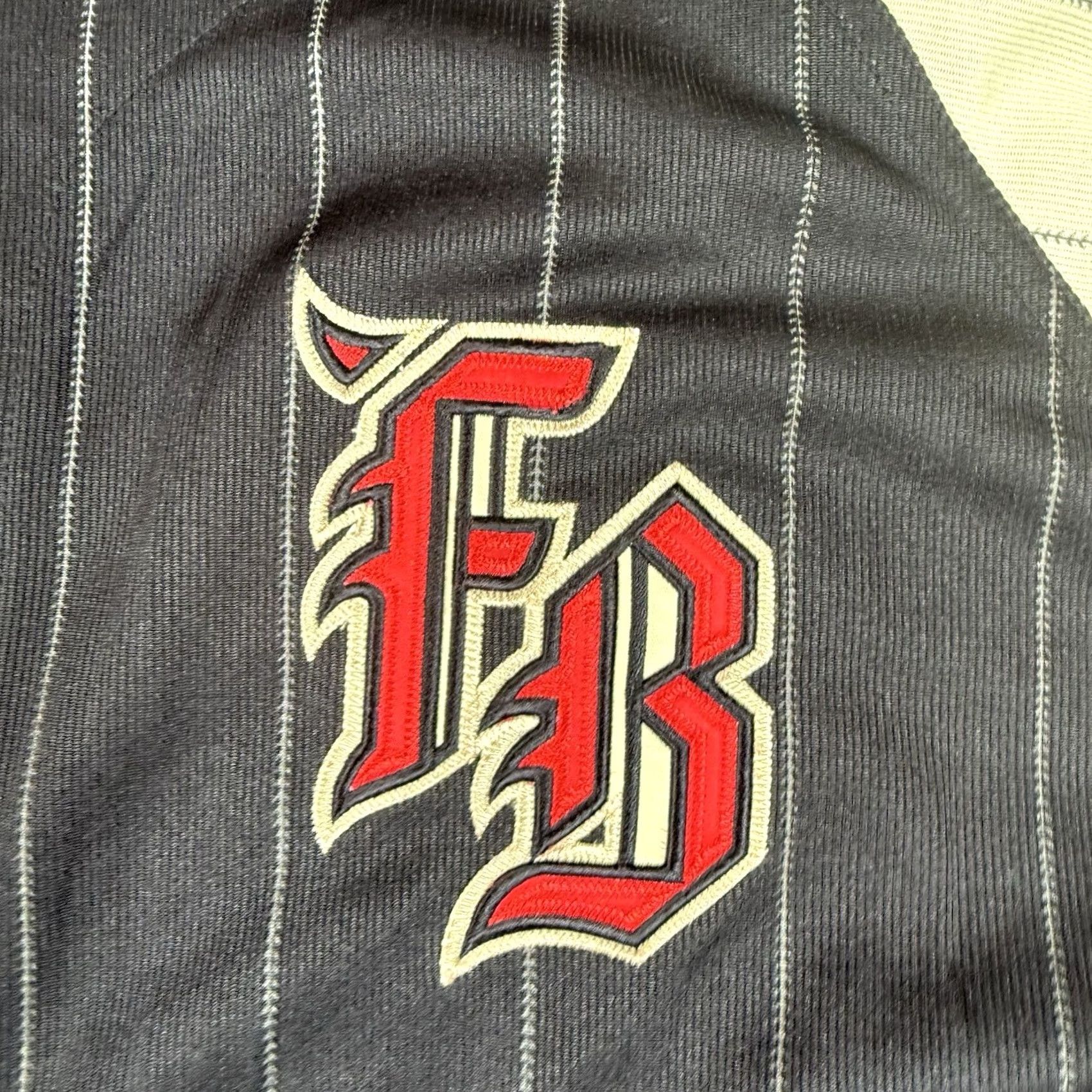 Fubu VINTAGE FUBU 05 Sports Baseball Jersey Button Mens Large Black Red Y2K Size US L / EU 52-54 / 3 - 6 Thumbnail