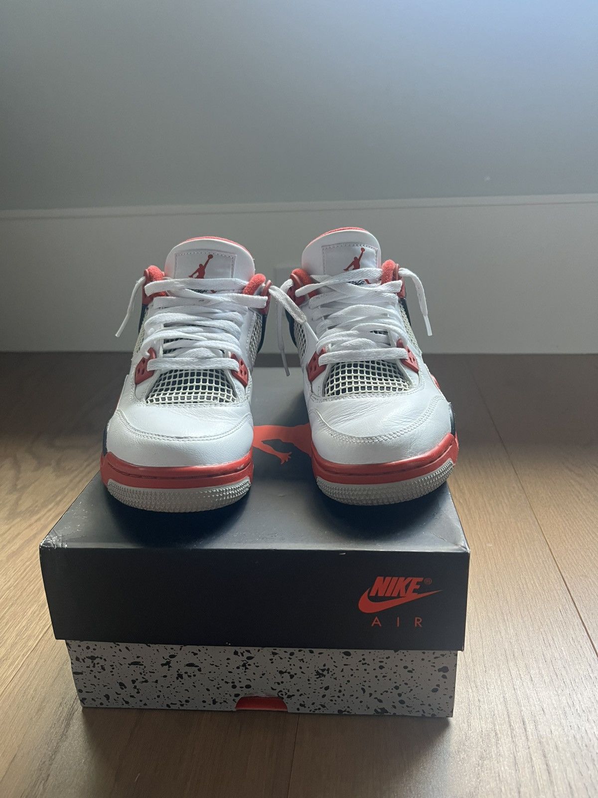 Jordan Brand Jordan 4 Fire Red gs’ Size US 7 / EU 40 - 4 Thumbnail