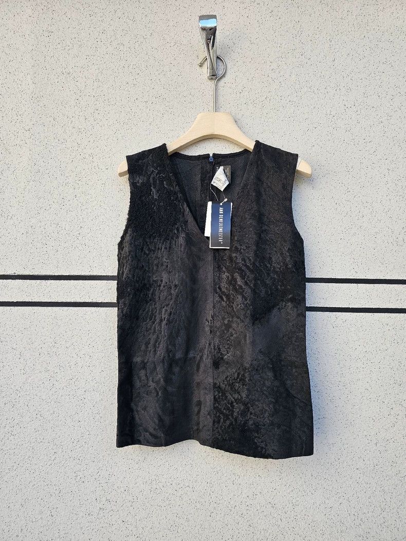 Ann Demeulemeester Ann Demeulemeester Ann demeulemeester shows leather vests Size US M / EU 48-50 / 2 - 1 Thumbnail