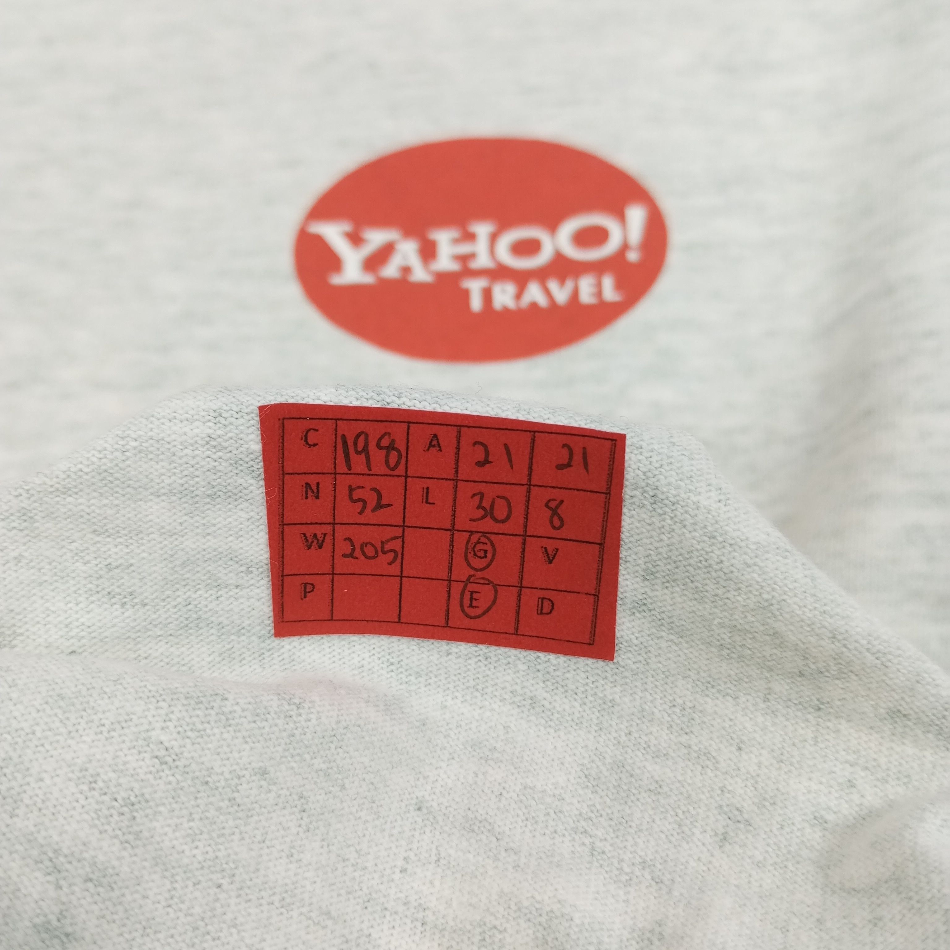 Vintage Yahoo Travel Backprint Promo Style Vintage Tshirt Size US L / EU 52-54 / 3 - 12 Thumbnail