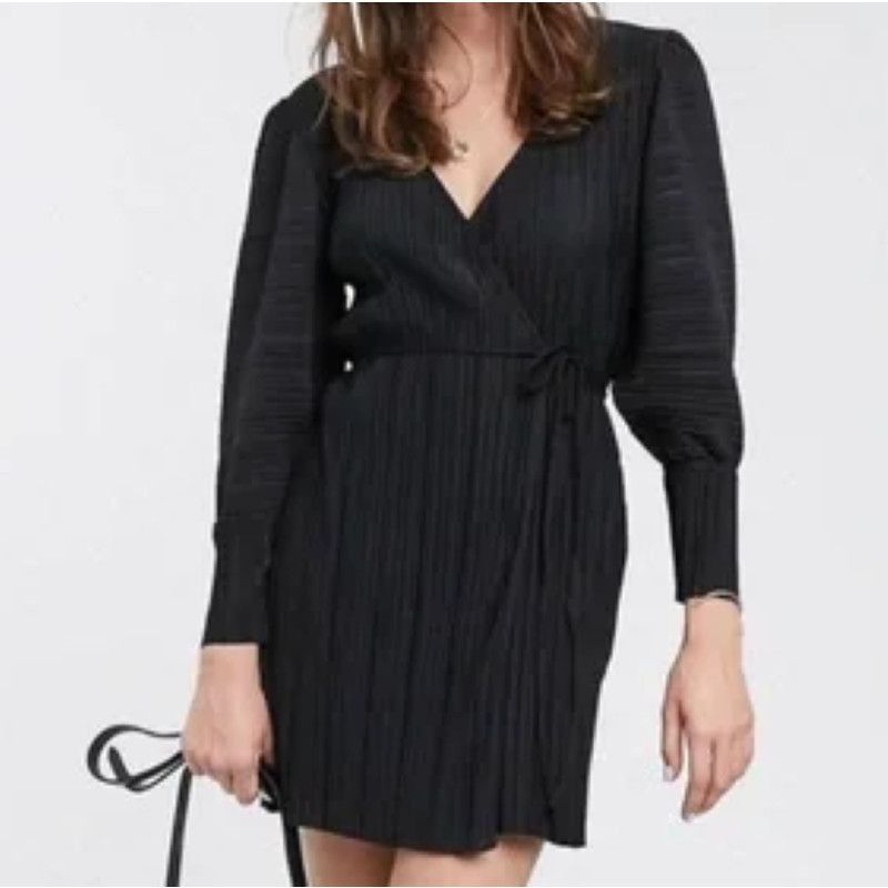 & Other Stories & Other stories wrap mini dress puff Long sleeves size 6 Size M / US 6-8 / IT 42-44 - 1 Thumbnail