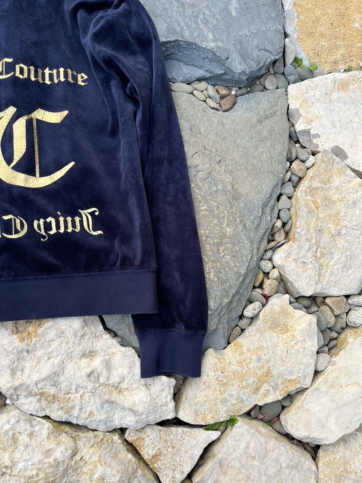 Juicy Couture × Vintage Vintage Juicy Couture y2k velvet black label zip hoodie gold Size L / US 10 / IT 46 - 18 Thumbnail