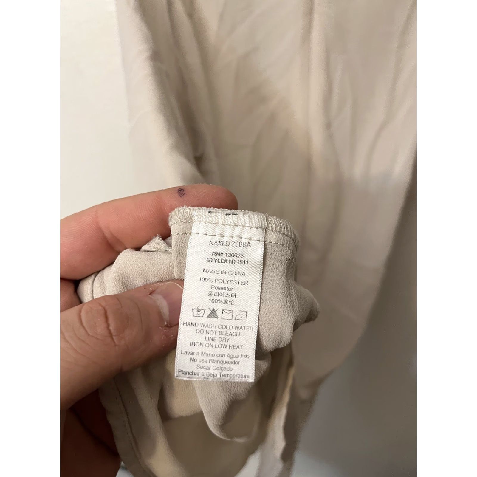 Vintage Women's Naked Zebra Blouse Dressy Beige Sleeveless V-Neck Top Shirt M Medium/Beige Zebra Pattern Party/Cocktail Workwear Womens Size M / US 6-8 / IT 42-44 - 6 Thumbnail