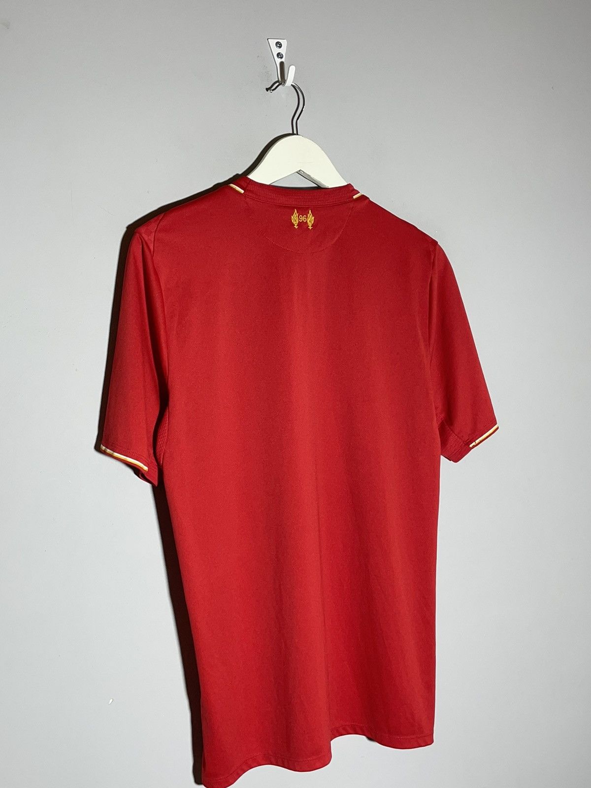New Balance Liverpool FC 2015/16 Home New Balance Home Football Shirt Size US M / EU 48-50 / 2 - 18 Thumbnail