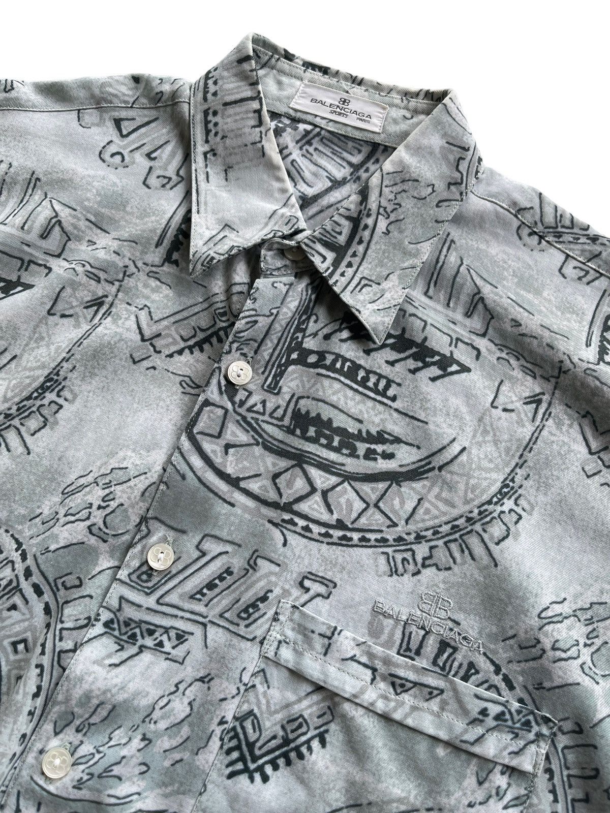 Balenciaga Vintage Balenciaga Luxury Abstract Cotton Shirt Size US L / EU 52-54 / 3 - 7 Thumbnail