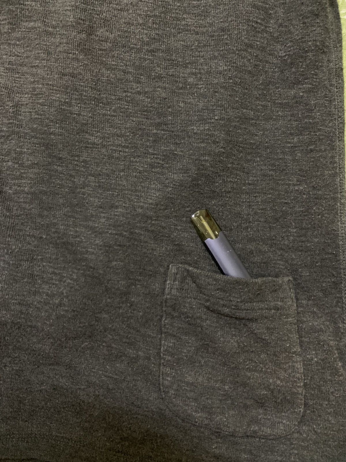 Jun Takahashi Undercover Jun Takahashi x Uniqlo Size US L / EU 52-54 / 3 - 3 Thumbnail