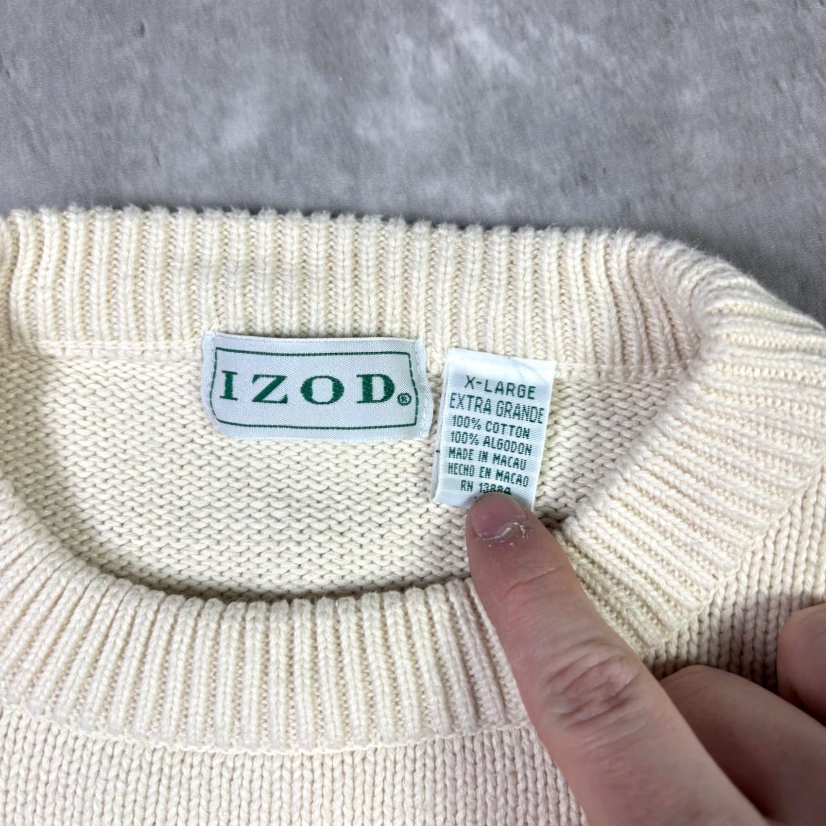 Izod VINTAGE IZOD Mens XL Cream Cotton Knit Golf Embroidered Crewneck Sweater Size US XL / EU 56 / 4 - 6 Thumbnail