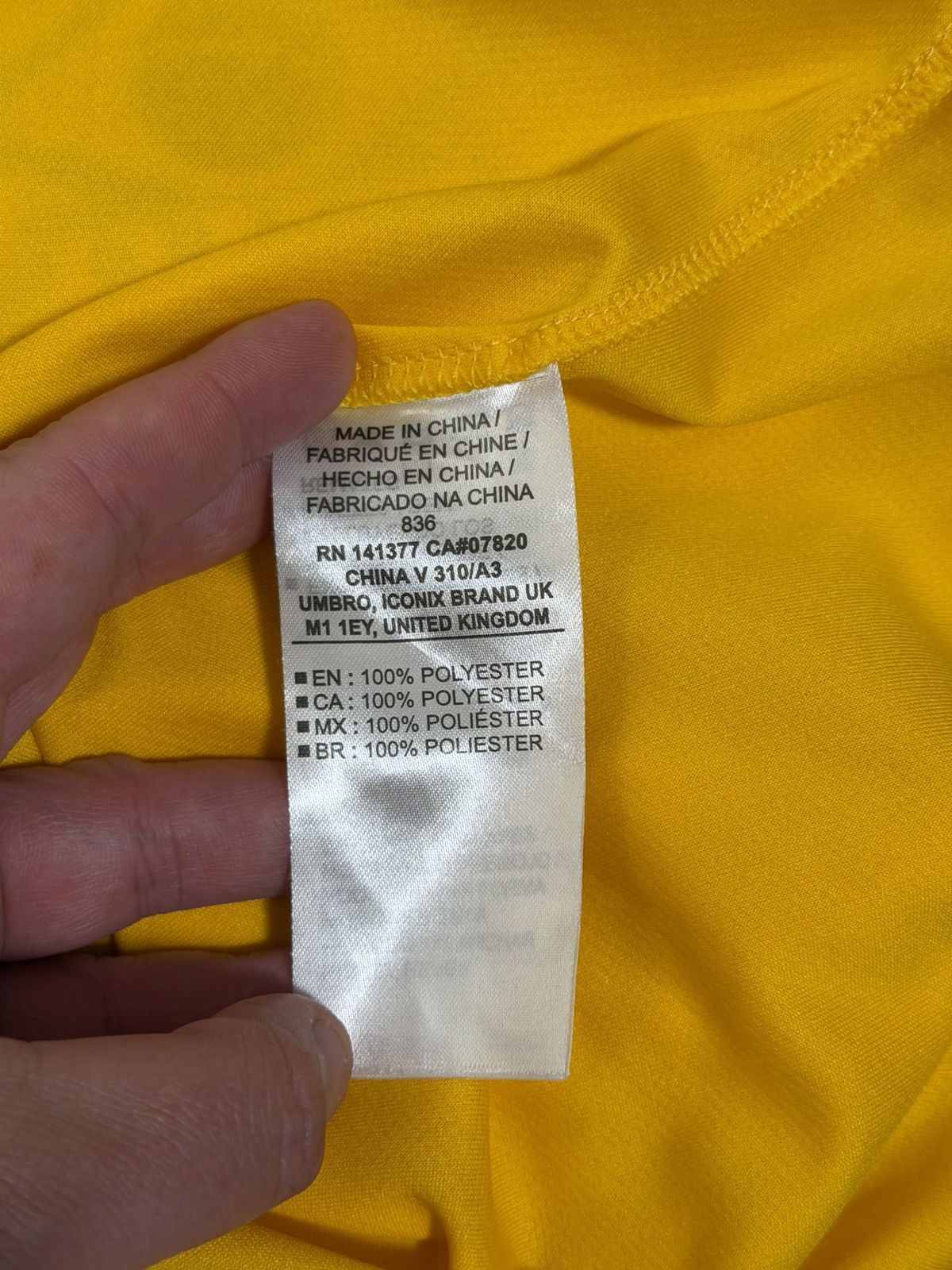 Umbro Umbro Brazil Jersey/Umbro Soccer Jersey/Brazil Soccer Jersey Size US L / EU 52-54 / 3 - 6 Thumbnail