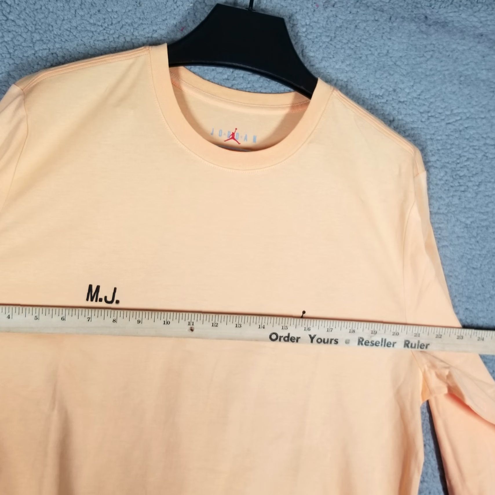 Nike VINTAGE Nike Air Jordan Long Sleeve T-Shirt Adult Large Peach Neon Activewear Mens Size US L / EU 52-54 / 3 - 5 Thumbnail