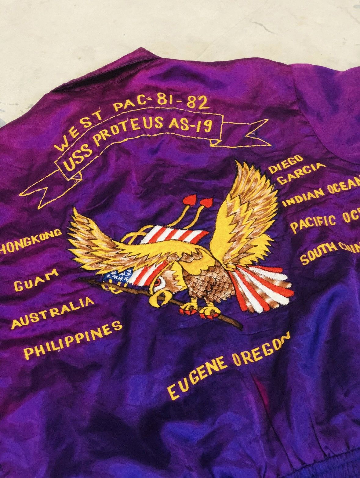 Vintage Vintage USS Proteus Souvenir Jacket – Sunfaded – Size Small Size US S / EU 44-46 / 1 - 9 Thumbnail