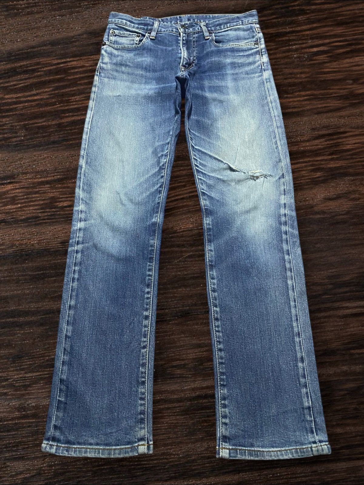 Japanese Brand Uniqlo UJ S001 Distressed Slim Fit it Jeans