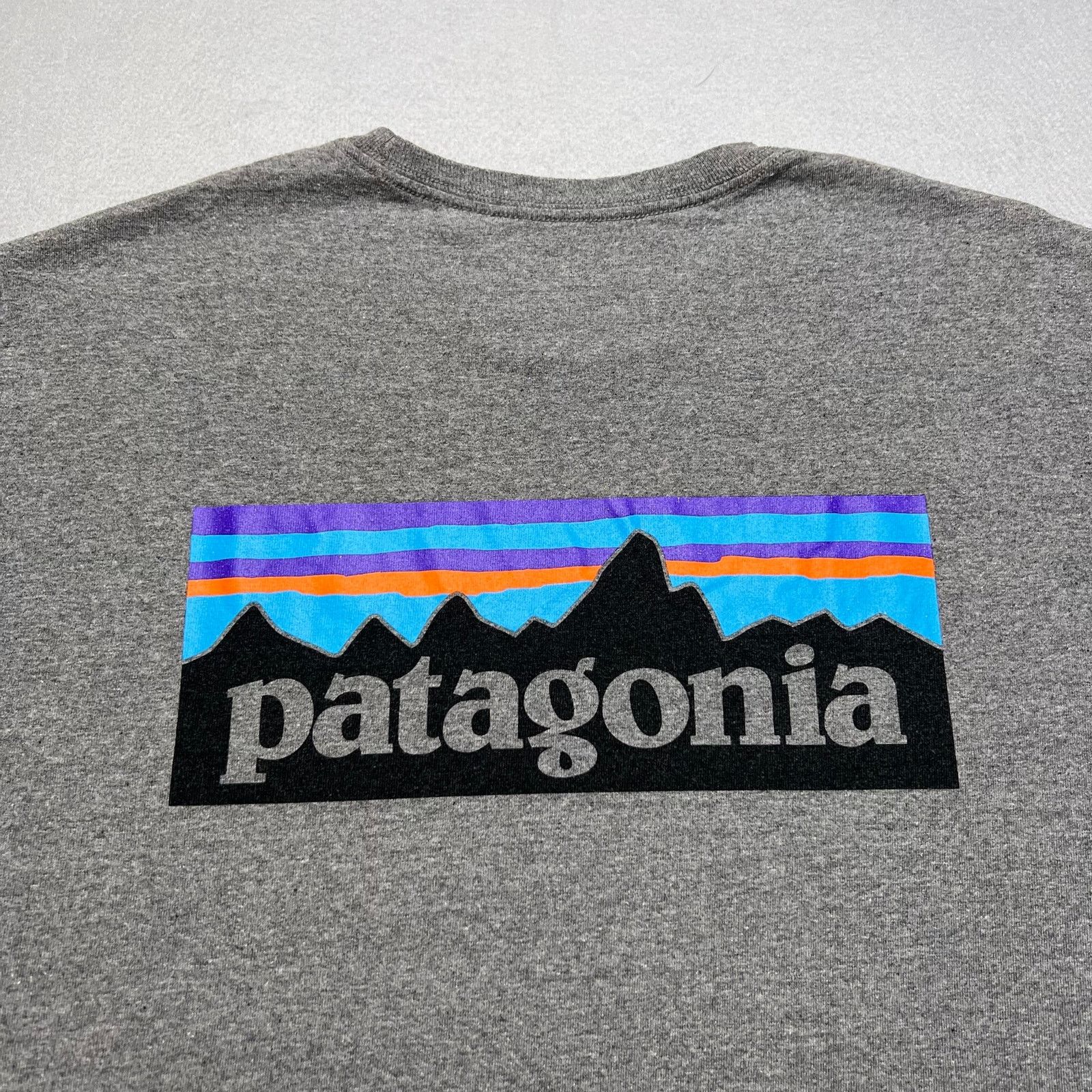 Patagonia Patagonia P-6 Logo Responsibili Tee Graphic T Shirt Men’s XL Size US XL / EU 56 / 4 - 8 Thumbnail