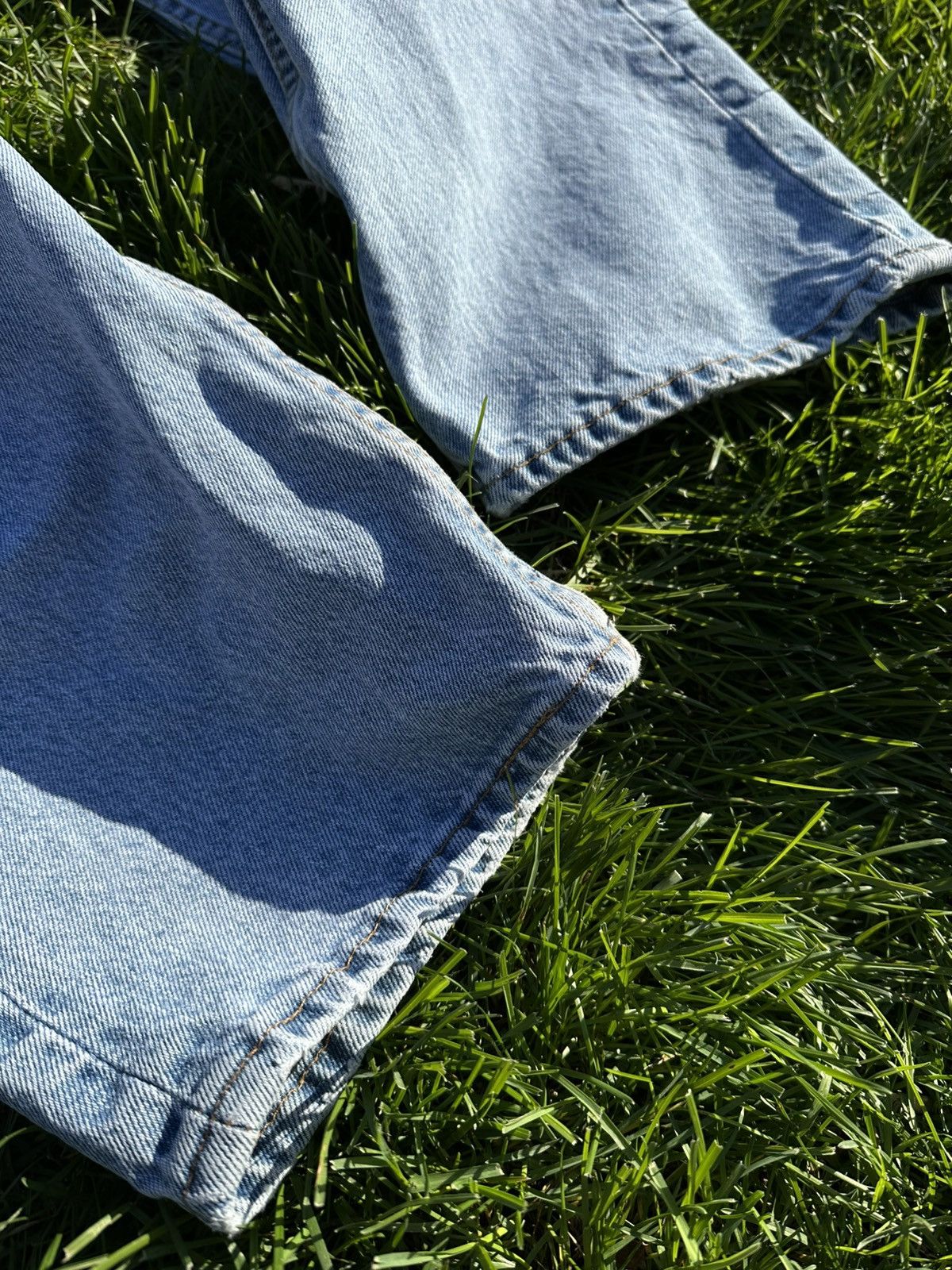 Levi's Vintage Clothing 505 90s 1997 Levi's MADE IN USA light wash jeans Size 40x30 Size US 40 / EU 56 - 4 Thumbnail