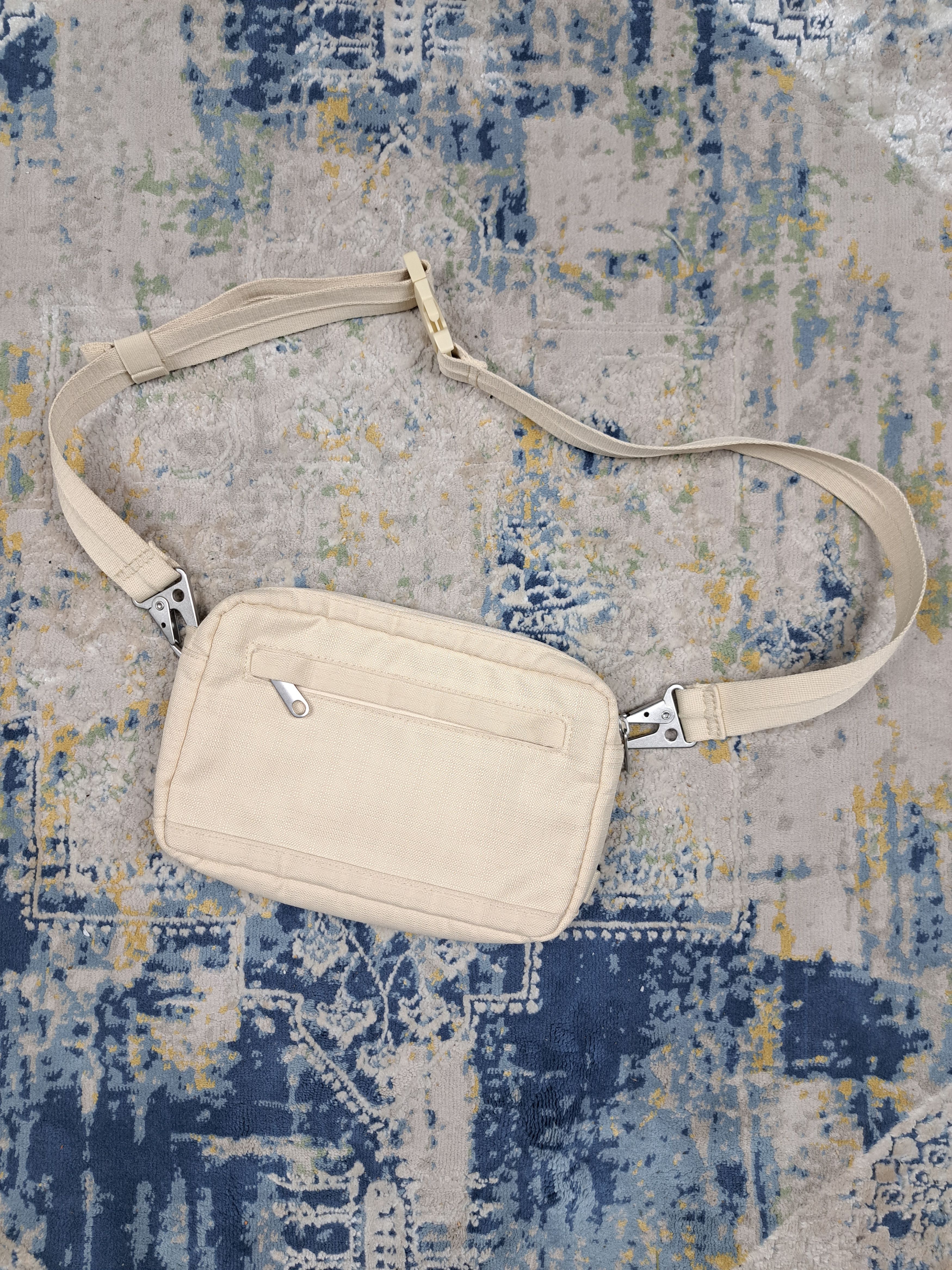 Vintage VTG Military Shoulder Bag Archive Japan Japanese y2k Size ONE SIZE - 1 Thumbnail
