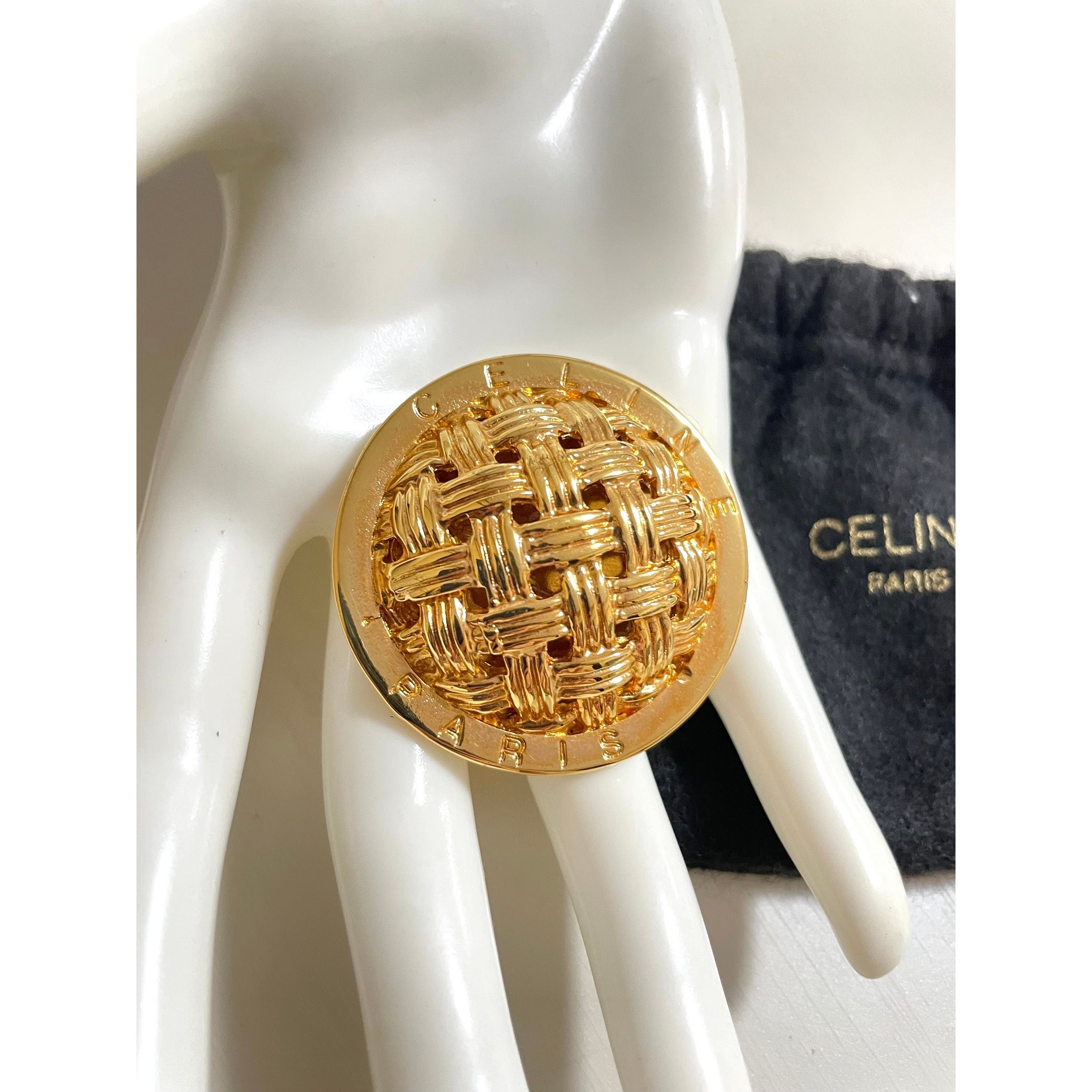 Celine Vintage Celine golden brooch in apple pie design. Round pin Size ONE SIZE - 4 Thumbnail