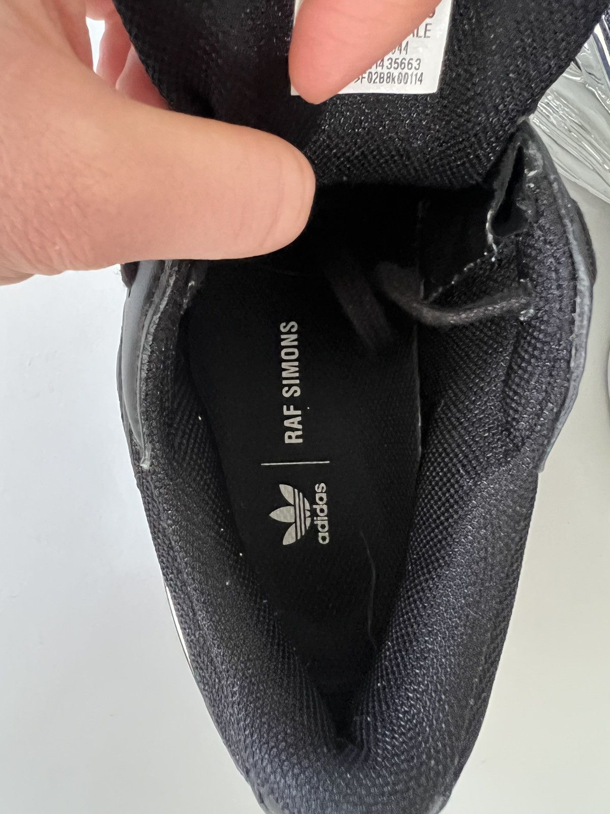 Raf Simons Raf Simons Ozweego Black Silver Metallic Size US 7 / EU 40 - 8 Thumbnail
