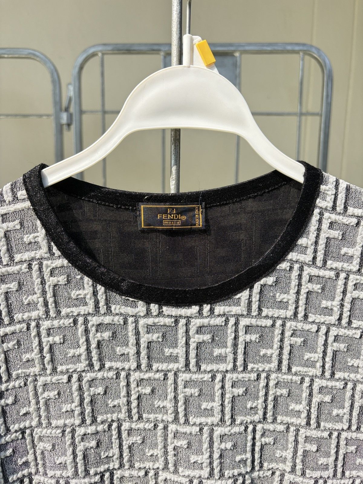 Fendi Fendi monogram T-shirt Size M / US 6-8 / IT 42-44 - 2 Thumbnail