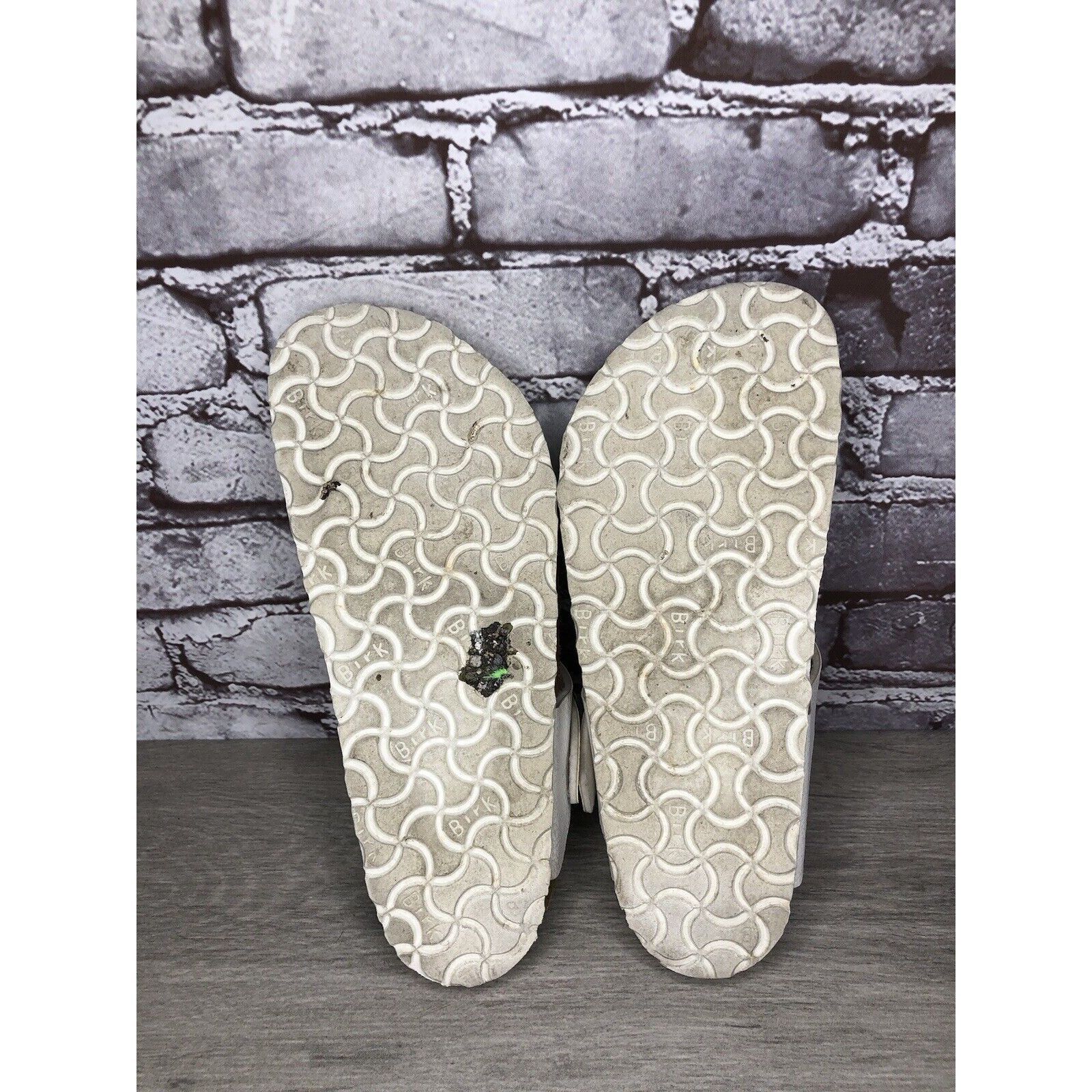 Birkenstock Birkenstock Gizeh White Leather Buckle Strap Cork Sandals Wo Size US 8.5 / IT 38.5 - 6 Thumbnail