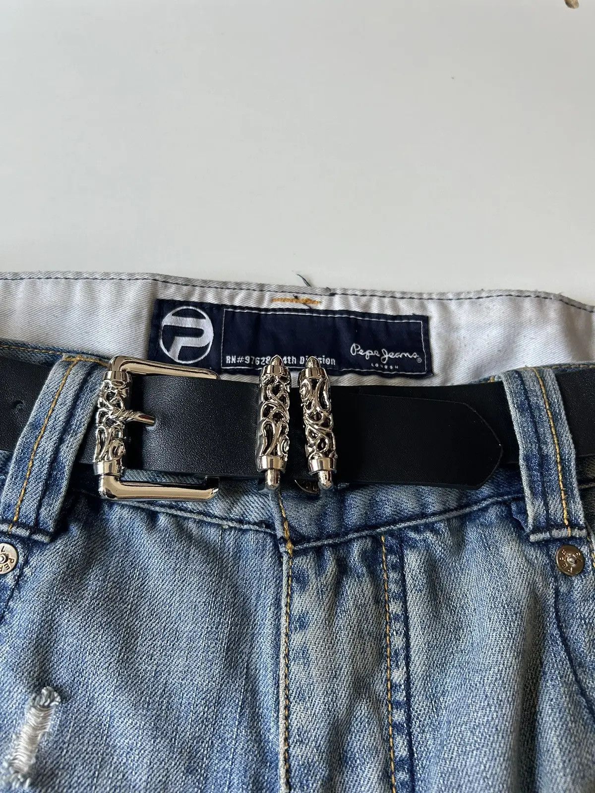 Japanese Brand Y2K 2000s Silver cross futuristic black roller belt Size ONE SIZE - 4 Thumbnail