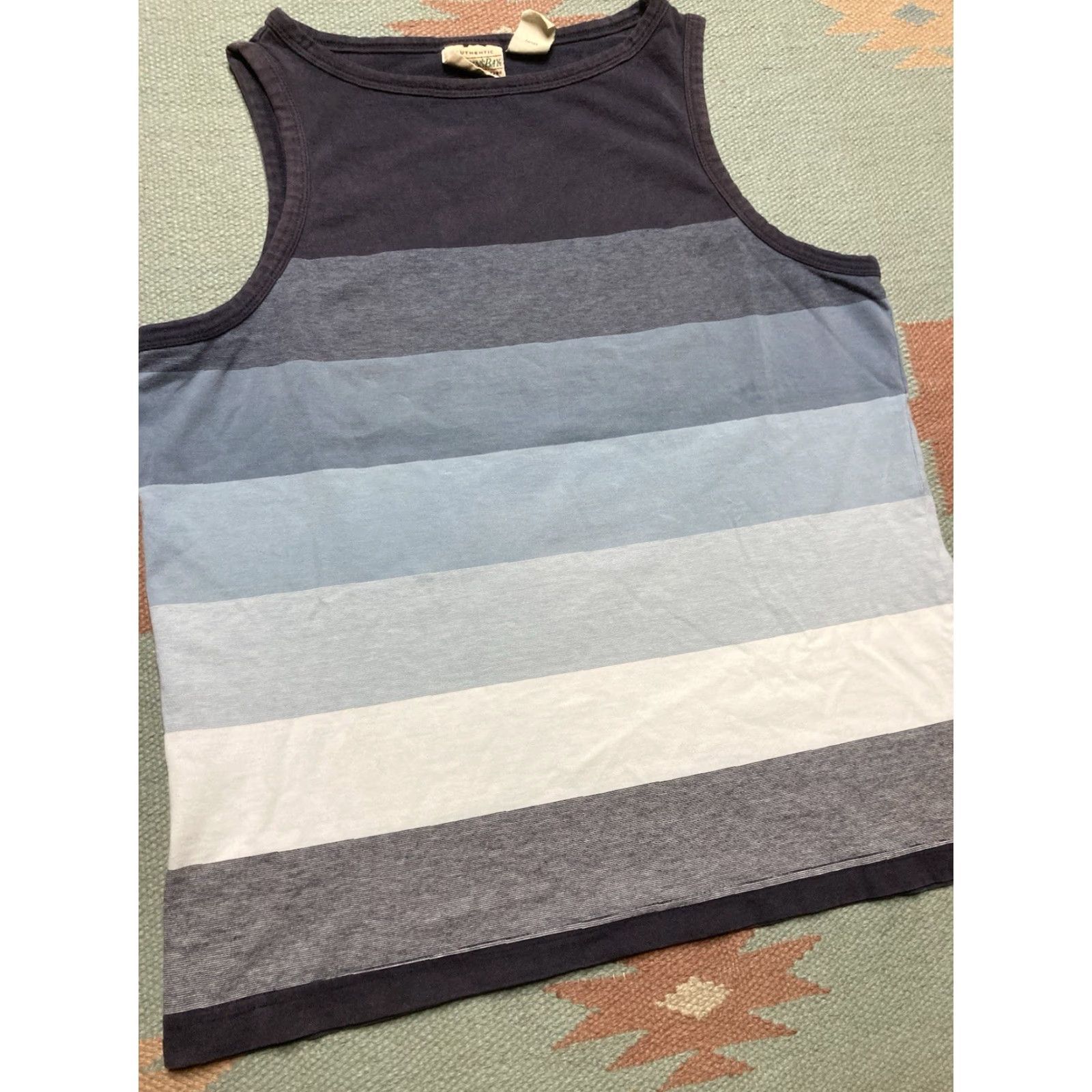 St. John St. John’s bay striped tank top shirt sleeveless mostly cotton beach medium Size US M / EU 48-50 / 2 - 2 Thumbnail