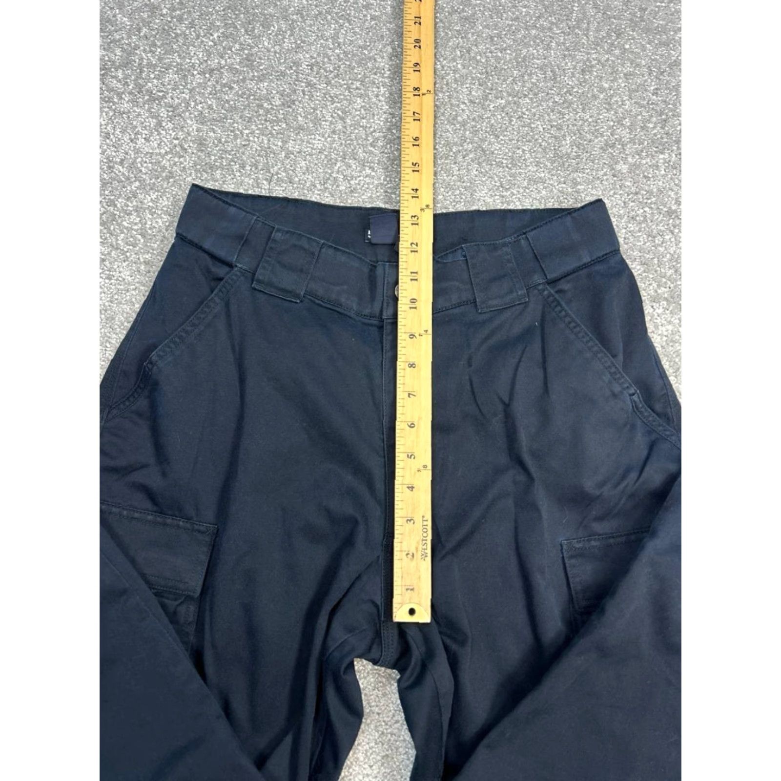 Vintage 5.11 Tactical Series Cargo Pants Mens 31.5 Blue Cotton Ripstop Hiking Utility Cargo Pants Mens 31.5 Blue Cotton Ripstop Hiking Utility Size US 32 / EU 48 - 4 Thumbnail
