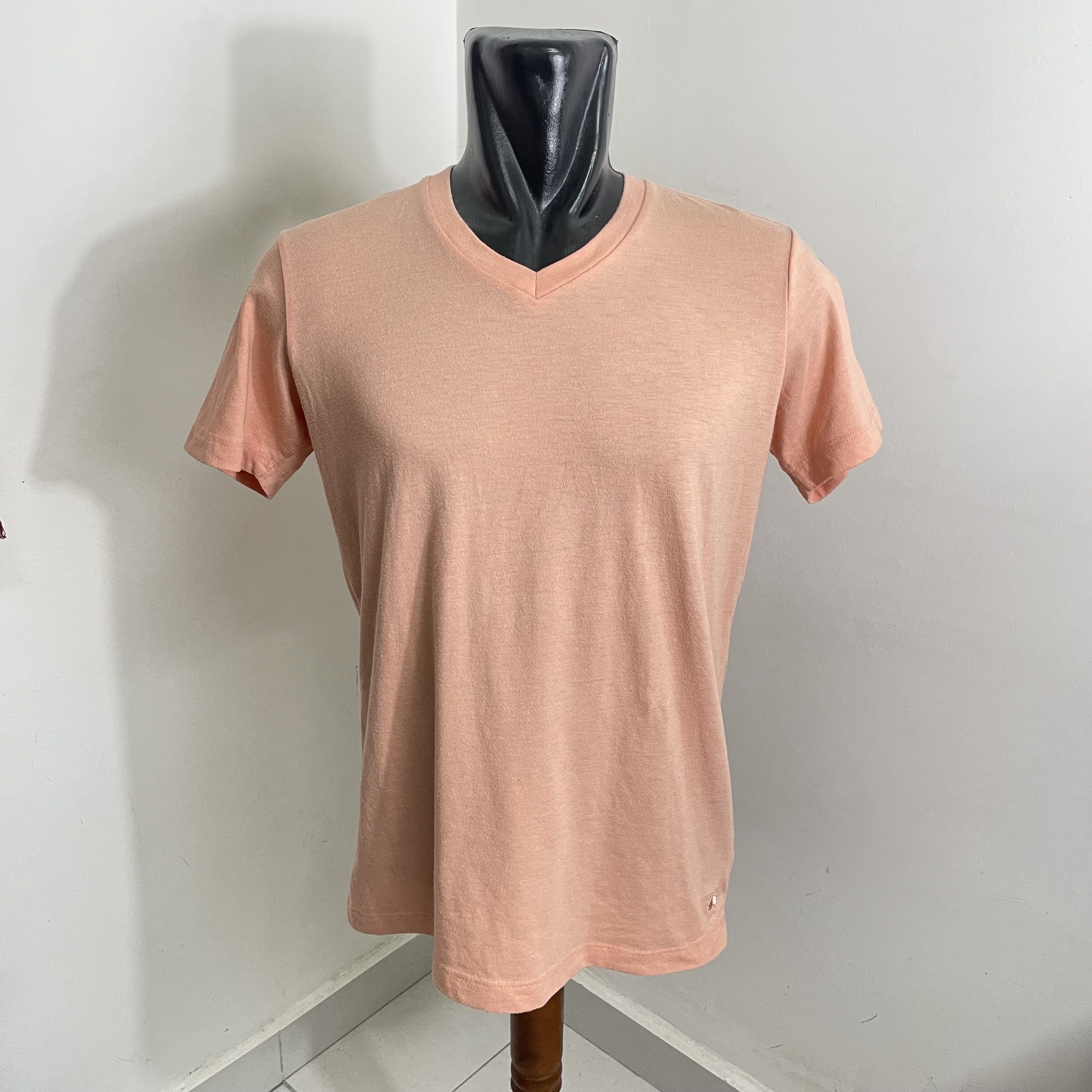 Brooks Brothers ⭐️SALE⭐️ [S] BROOKS BROTHERS TSHIRT Size US S / EU 44-46 / 1 - 1 Thumbnail