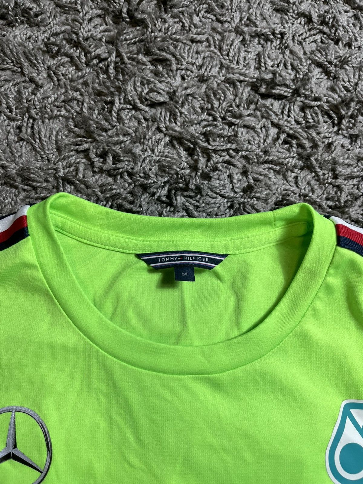 Formula 1 × Tommy Hilfiger PETRONAS AMG MERCEDES TOMMY HILFIGER RACING MAGLIA T-SHIRT Size US M / EU 48-50 / 2 - 3 Thumbnail