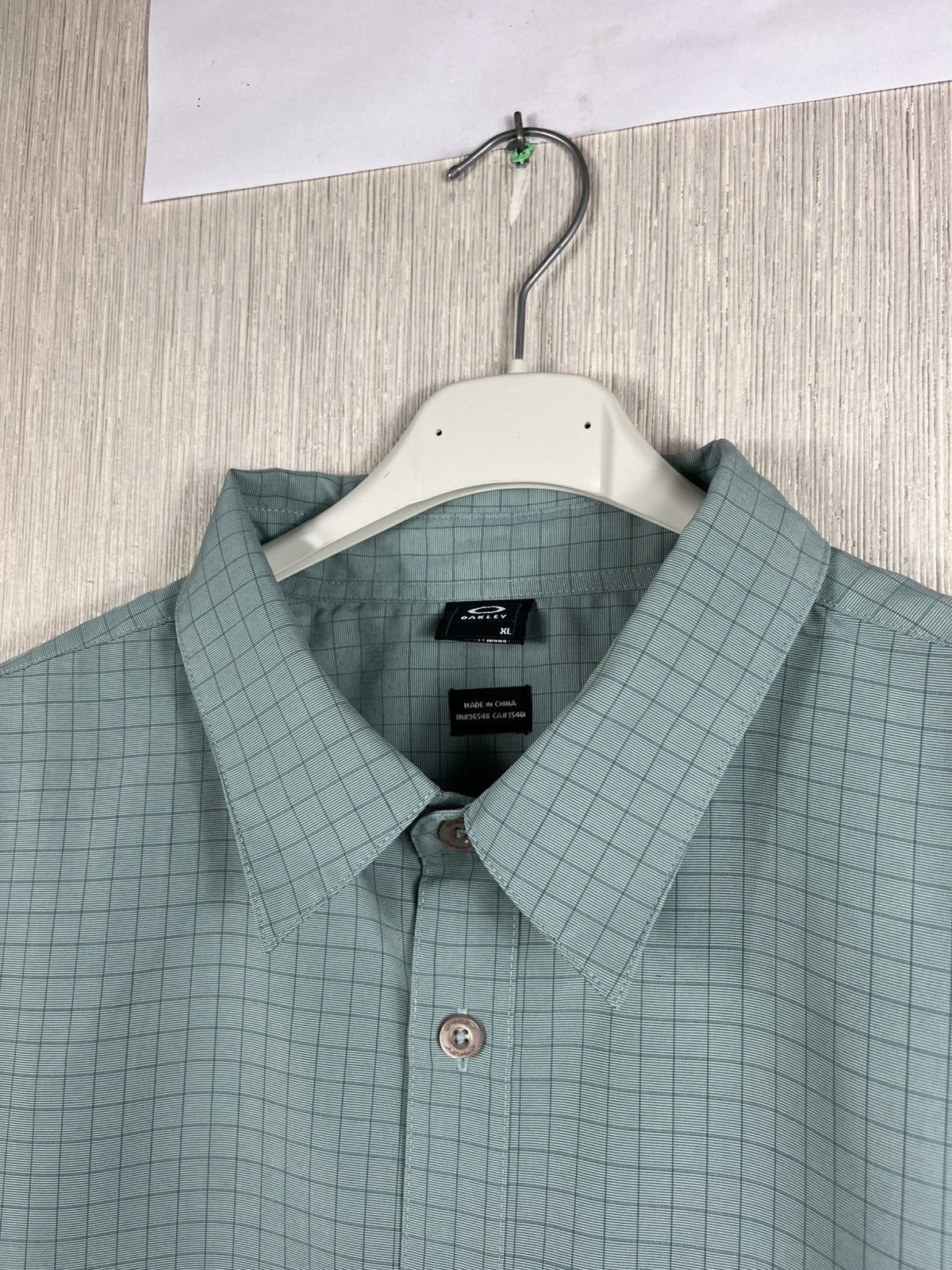 Oakley Vintage Oakley checked gorpcore pocket shirt with small logo Size US XL / EU 56 / 4 - 9 Thumbnail