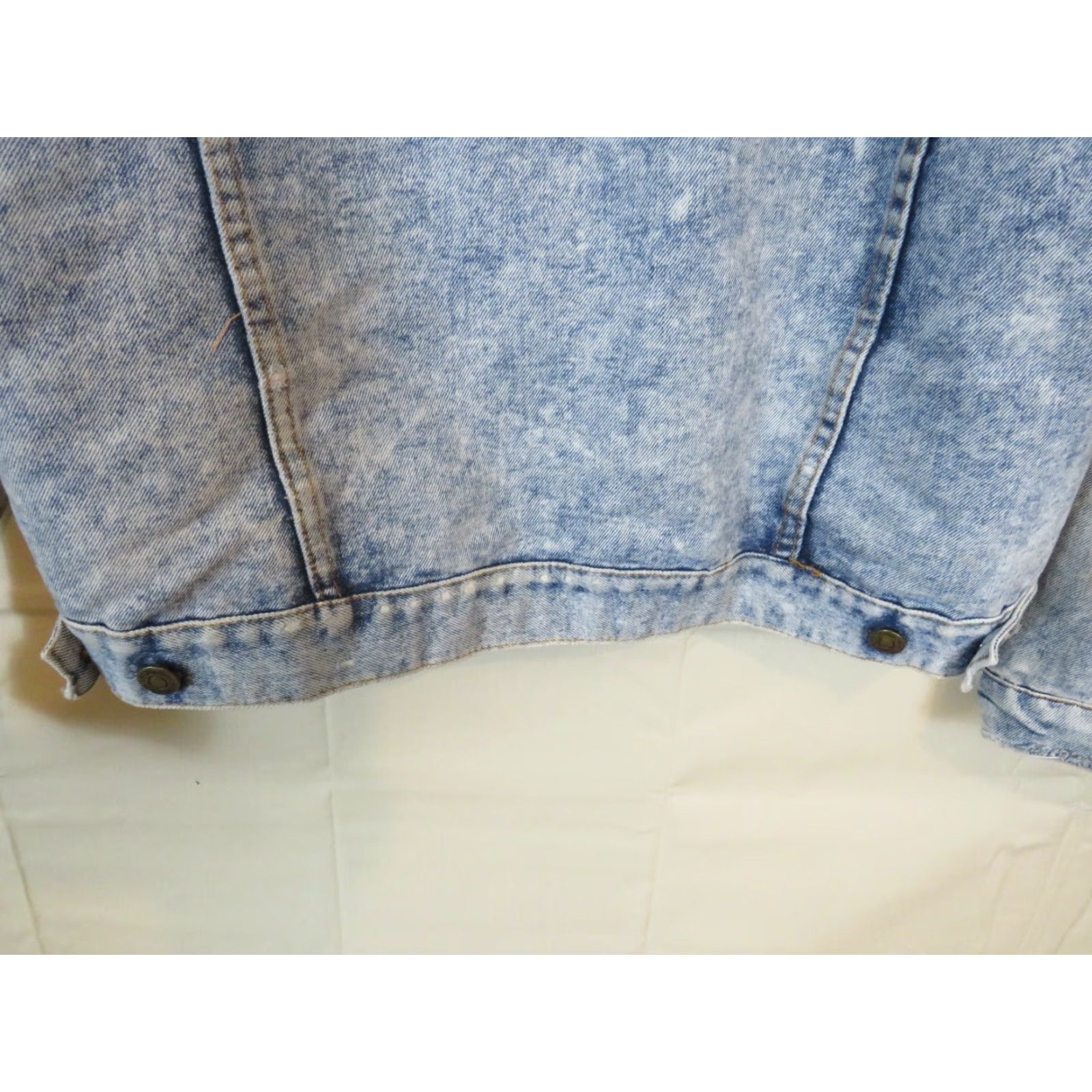 Denime VINTAGE Windbreaker Denim Trucker Horse Jean Jacket Size L blue Casual Mens Size US 33 - 7 Thumbnail