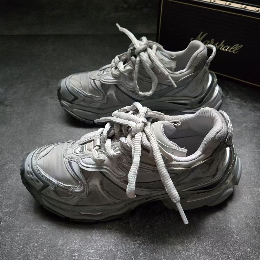 Balenciaga Balenciaga Running Multi Lowtop Sneakers 38 Women Size US 7.5 / IT 37.5 - 1 Thumbnail