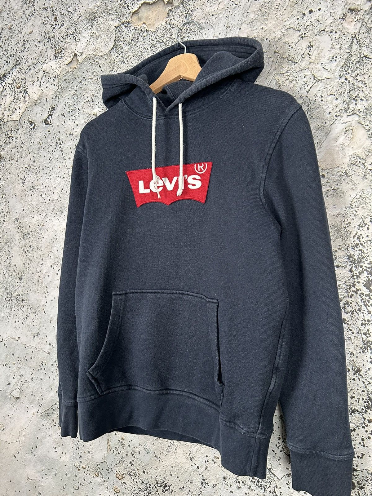 Levi's Vintage Levi’s Hoodie Sweatshirt Big Logo Hype Rare Skate Size US S / EU 44-46 / 1 - 2 Thumbnail