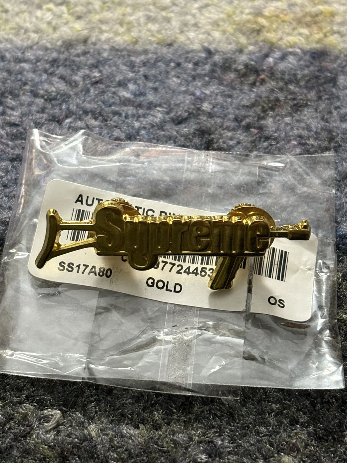 Supreme Supreme Automatic AK47 Gold Pin Size ONE SIZE - 1 Thumbnail