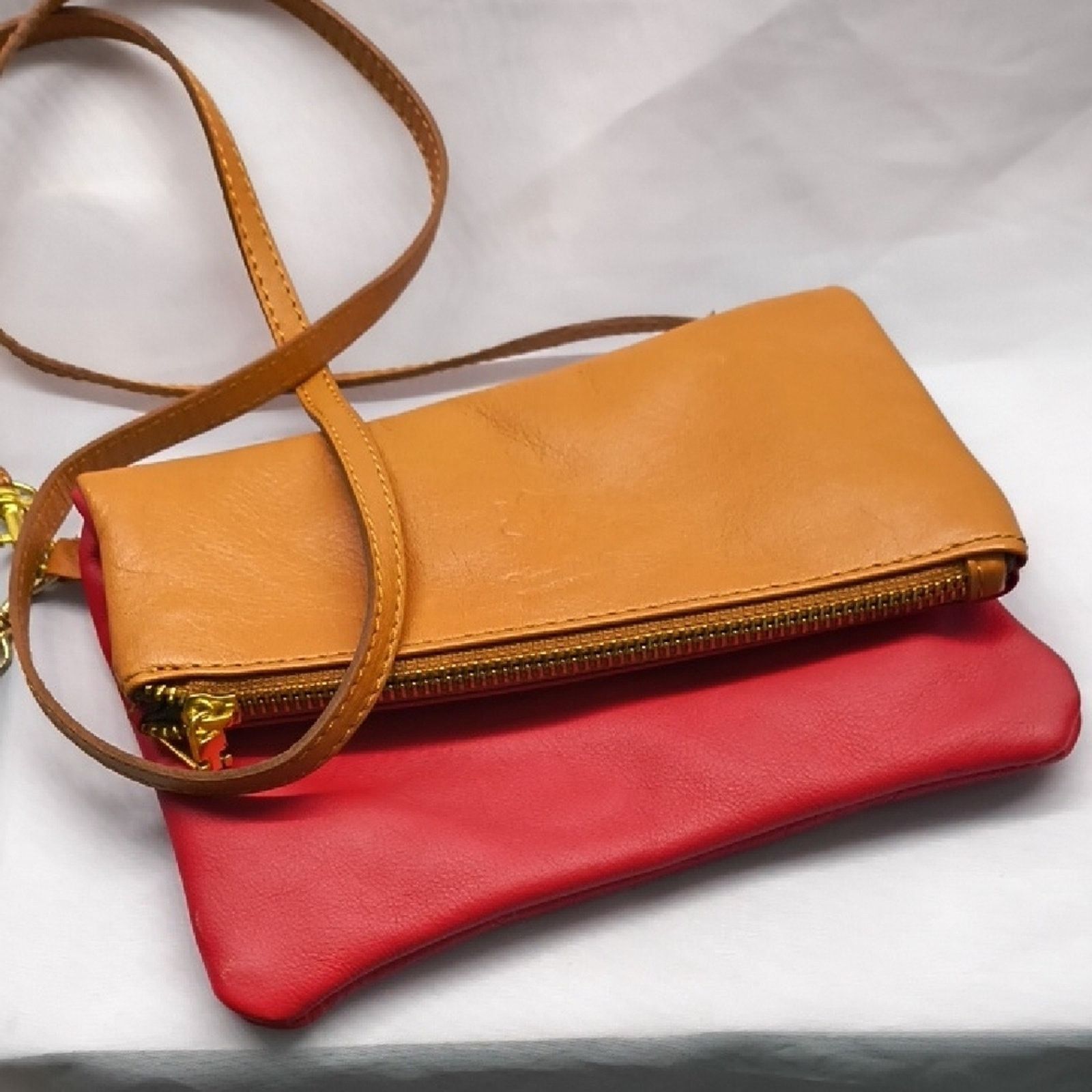 Vera Pelle Vintage Made in Italy Vera Pelle Crossbody Handbag Size ONE SIZE - 1 Thumbnail