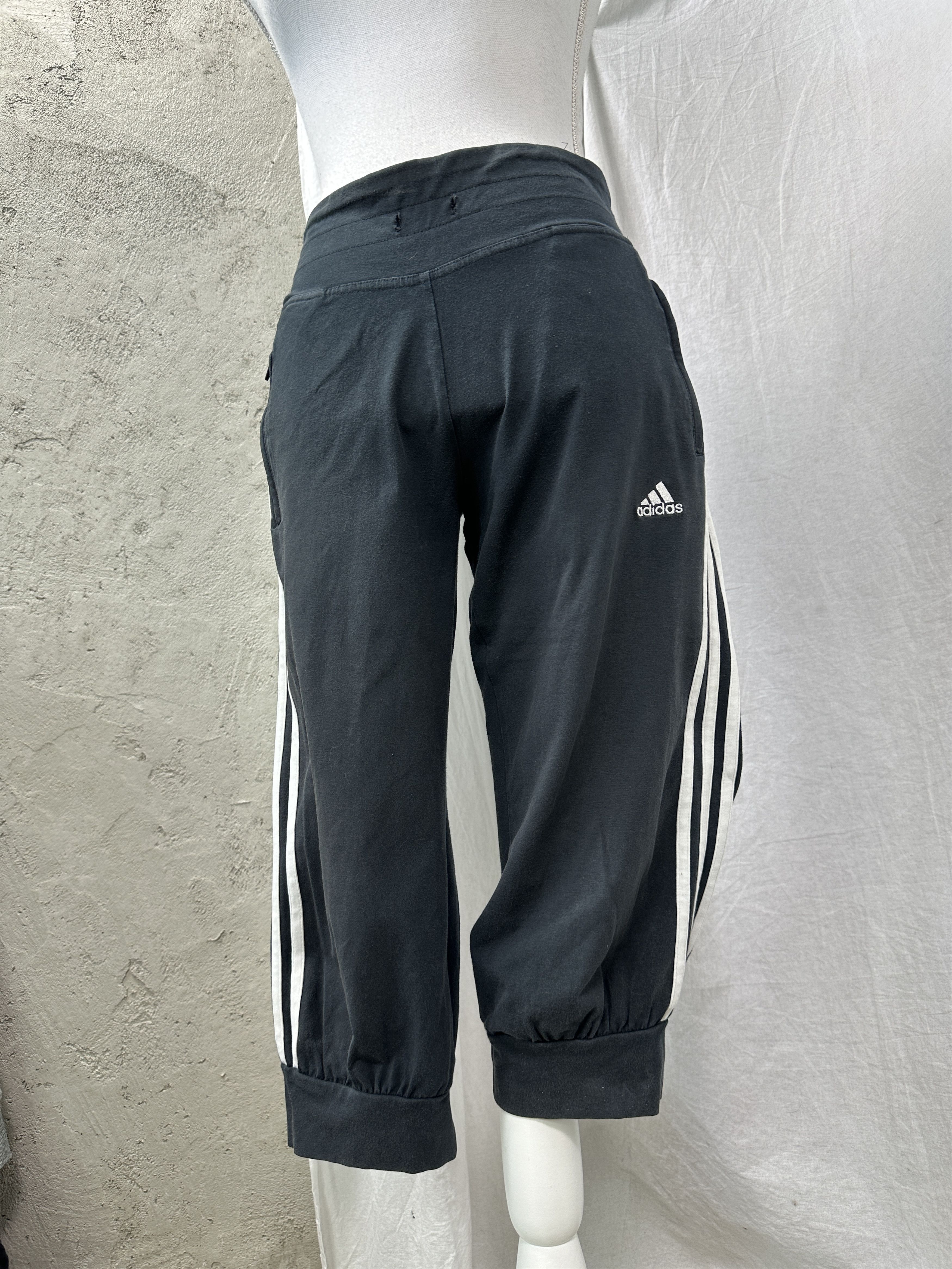 Adidas Vintage Sporty Streetwear Hip Hop Adidas Capri Pants Y2K Size 26" / US 2 / IT 38 - 1 Thumbnail