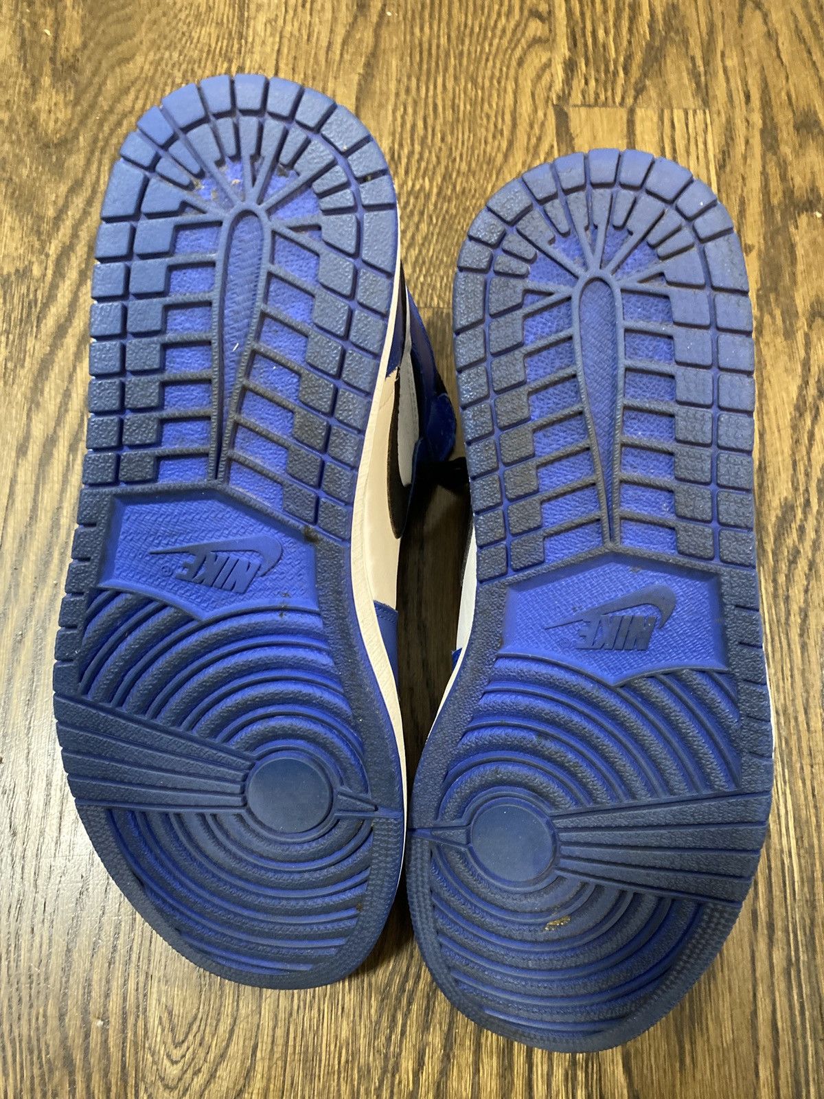 Jordan Brand 2017 Air Jordan 1 Game Royal 9.5 Size US 9.5 / EU 42-43 - 5 Thumbnail