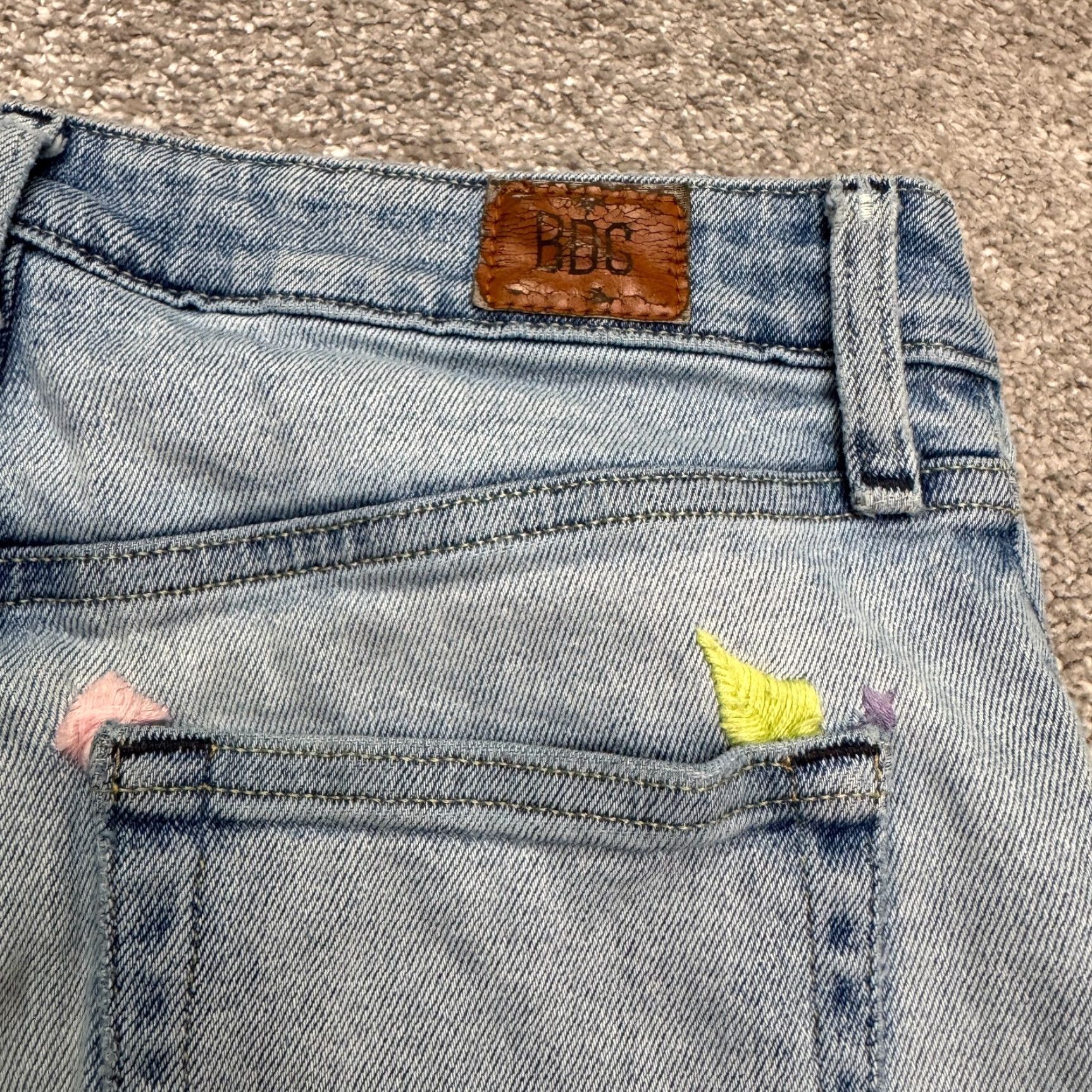 Bdg VINTAGE BDG Streetwear Women's Cropped Flare Jeans High Rise Light Wash 28x24 Size 27" / US 4 / IT 40 - 7 Thumbnail
