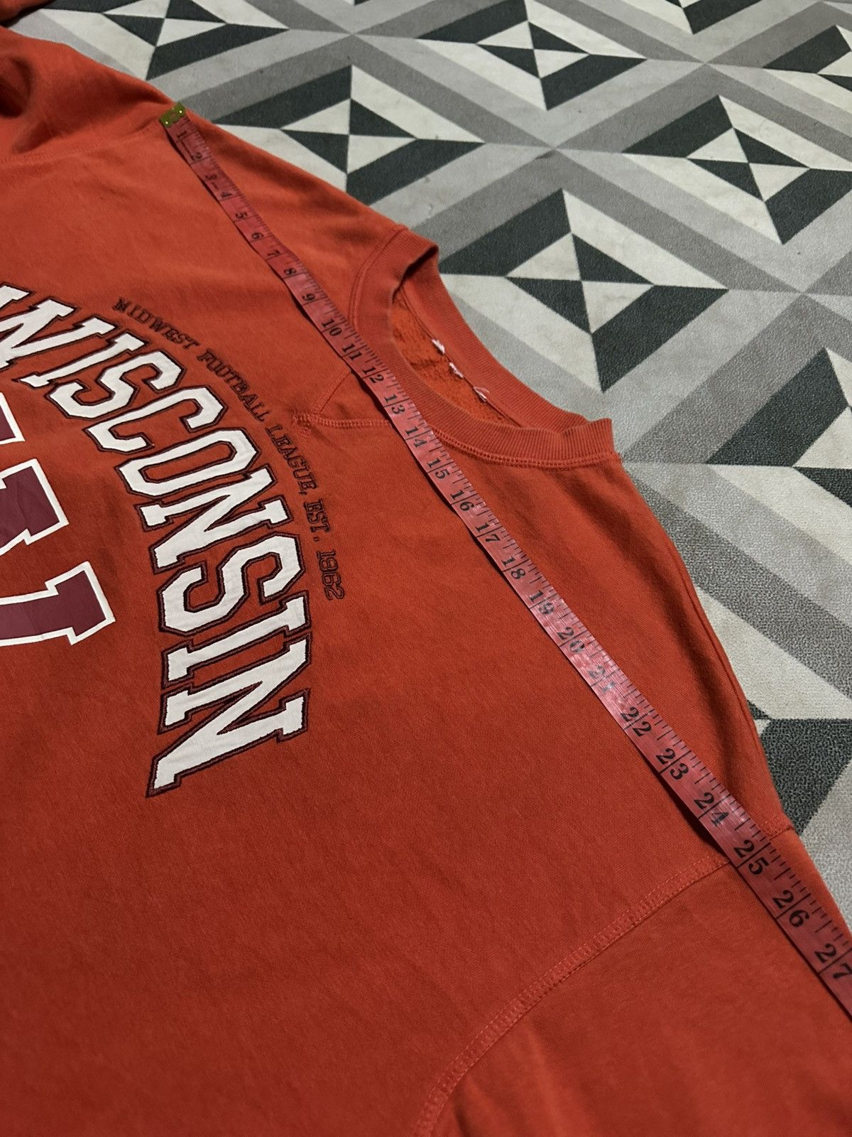 H&M H&M Wisconsin football 1962 sweatshirt Size US L / EU 52-54 / 3 - 6 Thumbnail