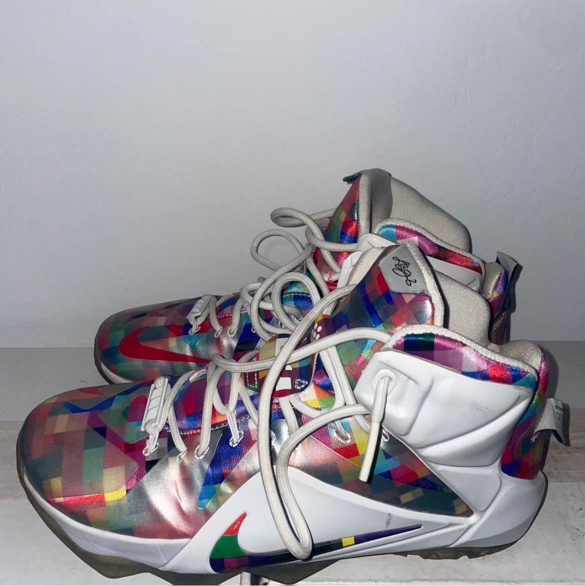 Nike Nike LeBron 12 EXT Prism Elite Size US 8.5 / EU 41-42 - 1 Thumbnail