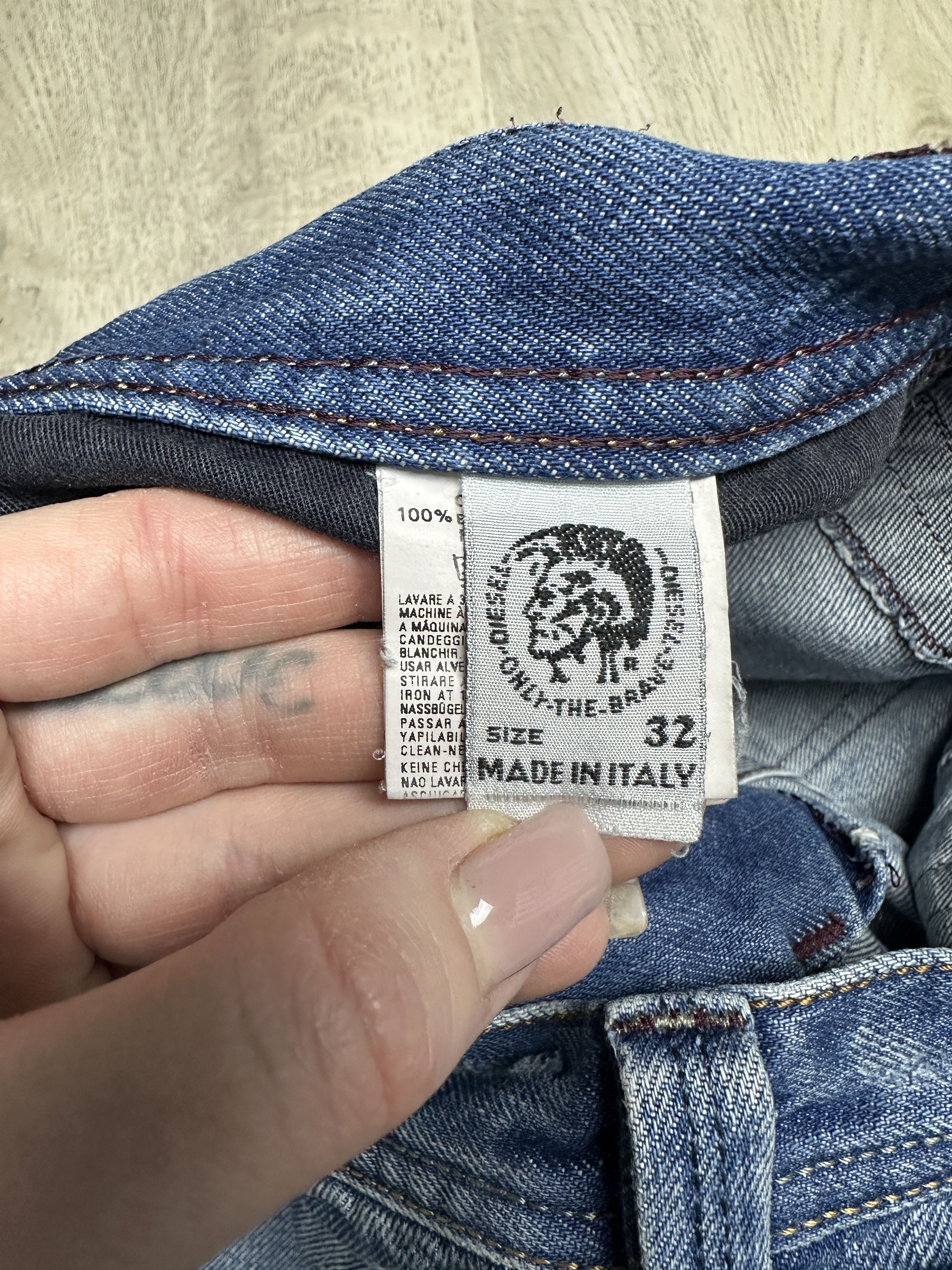 Diesel Diesel 90s Vintage Mens Denim Pants Flared Jeans Size US 32 / EU 48 - 4 Thumbnail