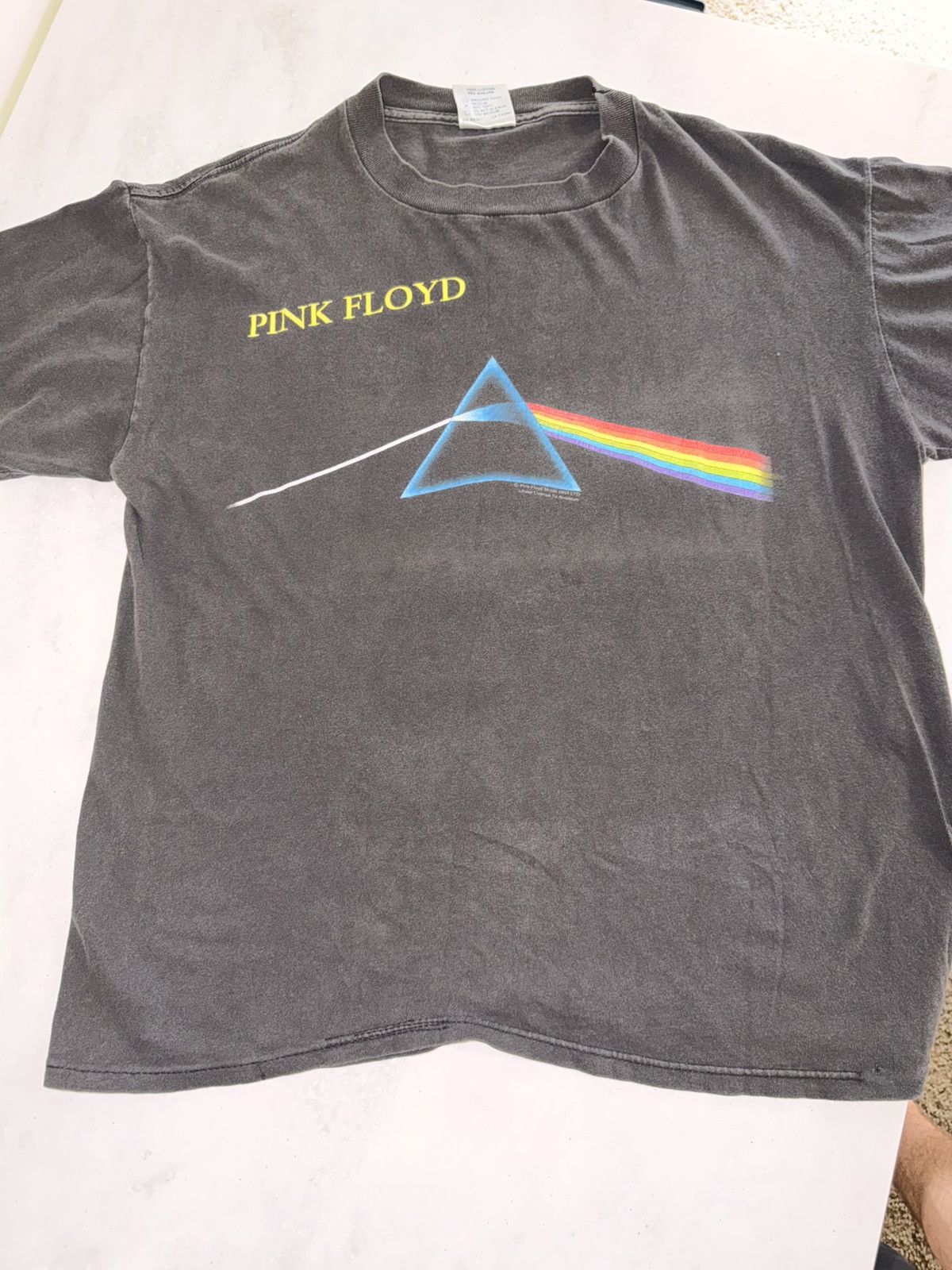 Brockum VINTAGE 1987 Pink Floyd Dark Side Of The Moon tee Size US L / EU 52-54 / 3 - 1 Thumbnail