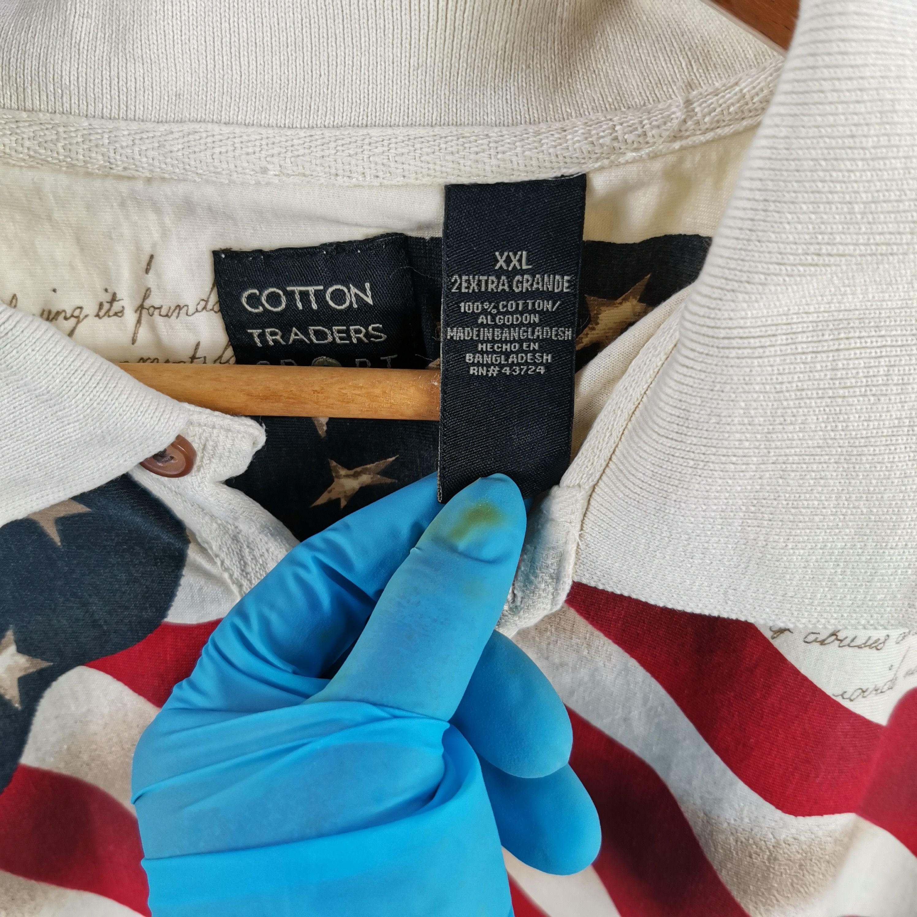 Vintage Vintage Paper American Flag T-Shirt Over Print | BS18853. Size US XL / EU 56 / 4 - 5 Thumbnail