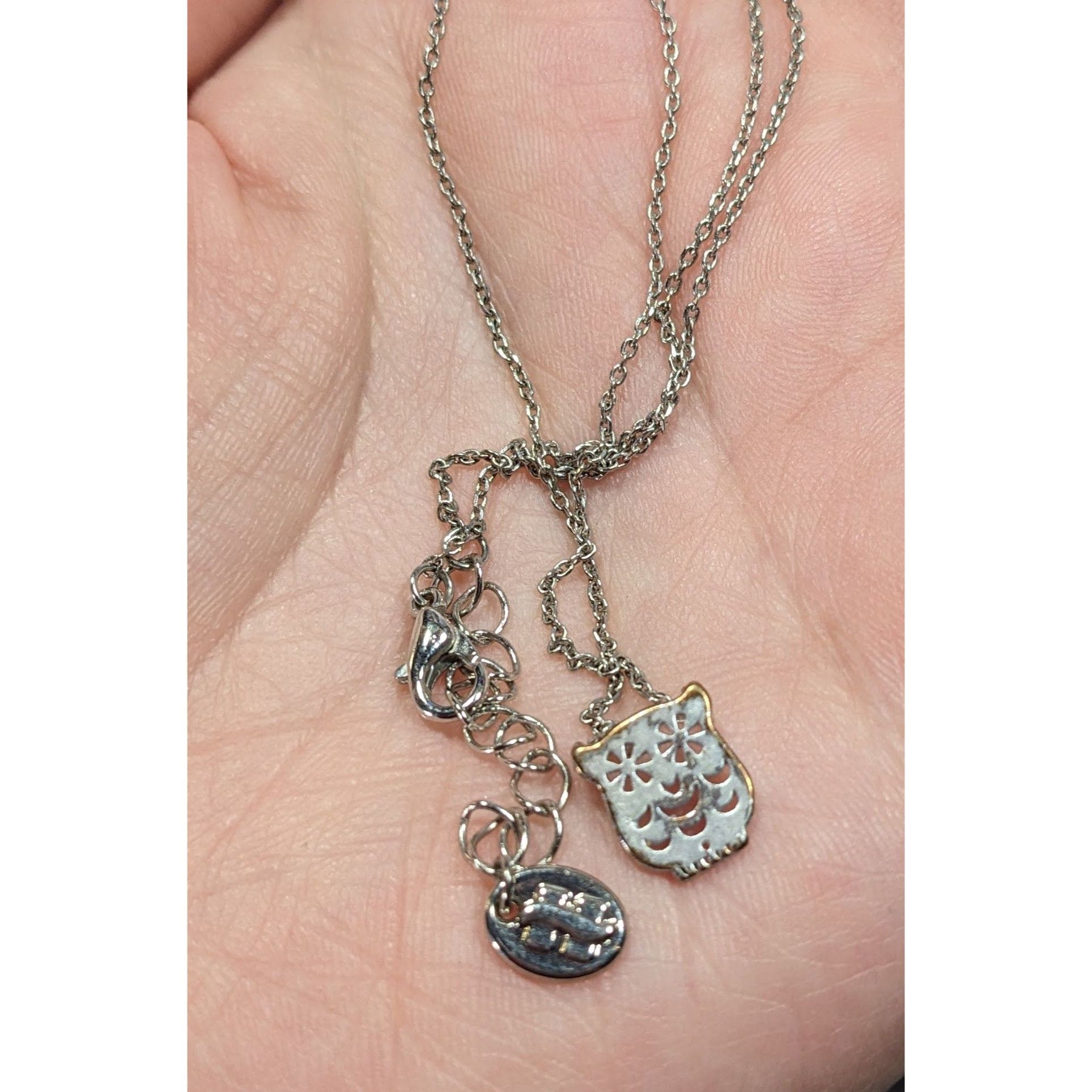 Other Minimalist Quirky Owl Pendant Silver Tone Necklace Size ONE SIZE - 5 Thumbnail