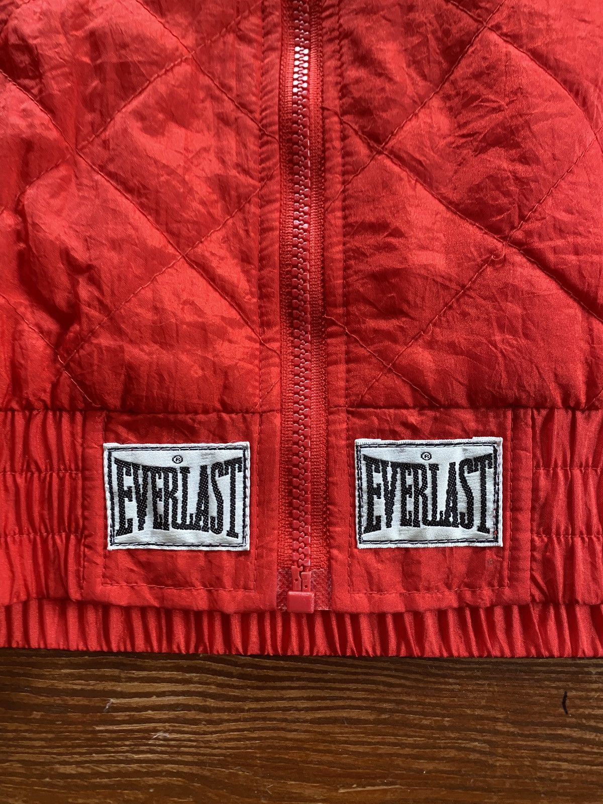 Everlast Vintage 80’s Everlasting Quilted Red Windbreaker Zip Jacket Size US S / EU 44-46 / 1 - 3 Thumbnail