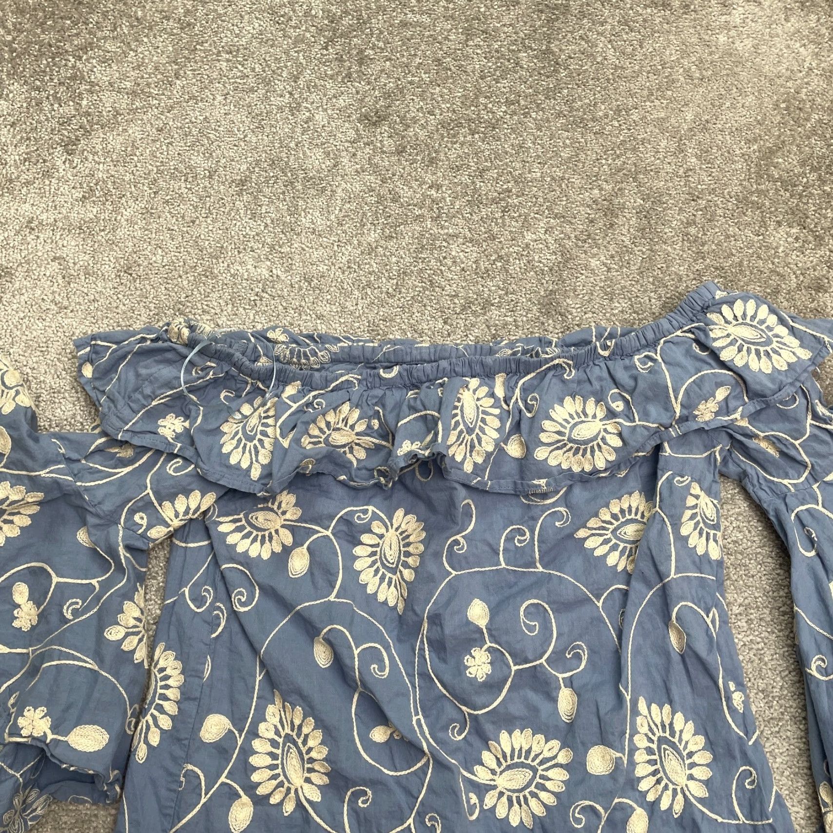 Bell Polagram Blouse Womens Medium Blue Floral Embroidered Off Shoulder Bell Sleeve Size M / US 6-8 / IT 42-44 - 3 Thumbnail