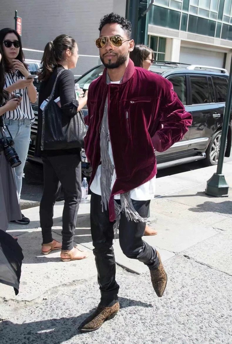 Haider Ackermann Haider Ackermann Red velvet jacket Size US M / EU 48-50 / 2 - 5 Thumbnail