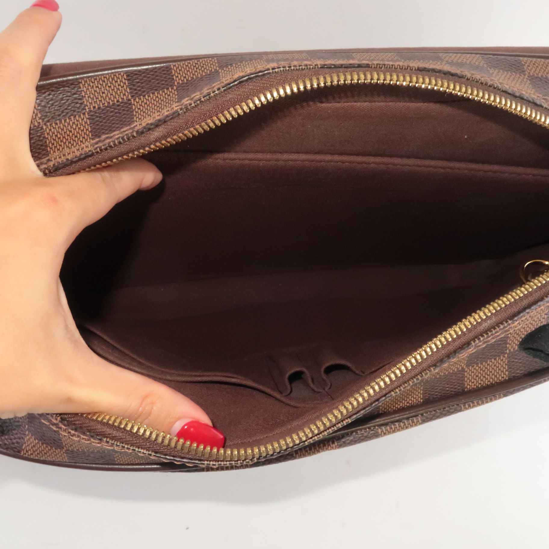 Louis Vuitton Louis Vuitton Damier Ebene Shelton Messenger Size ONE SIZE - 15 Thumbnail